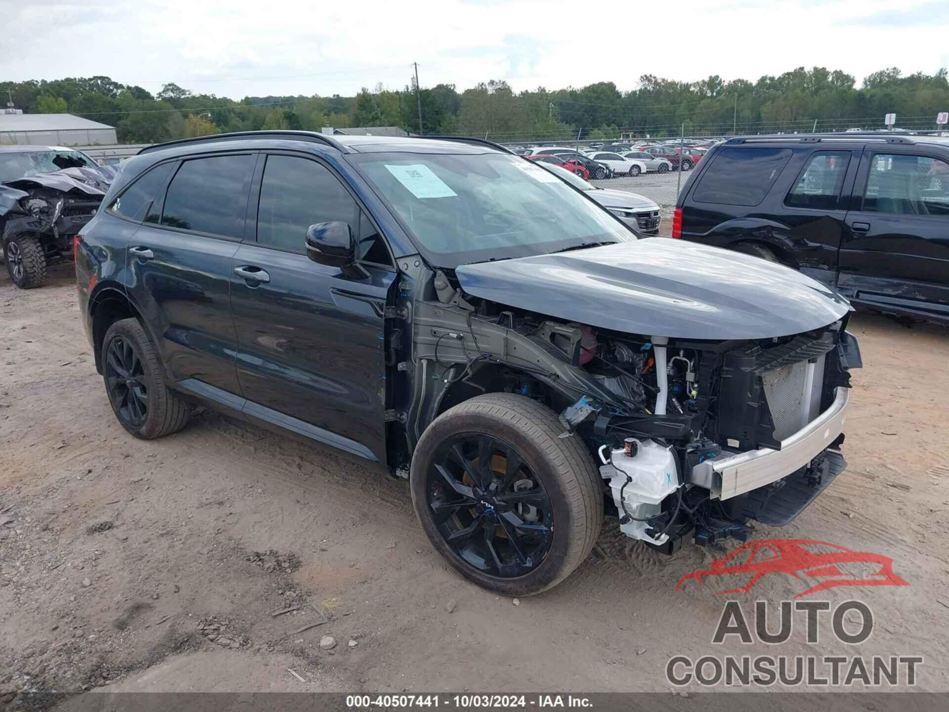 KIA SORENTO 2023 - 5XYRKDLF7PG188562