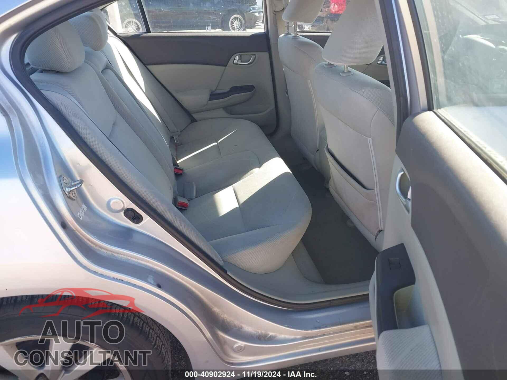 HONDA CIVIC 2012 - 19XFB2F80CE049059