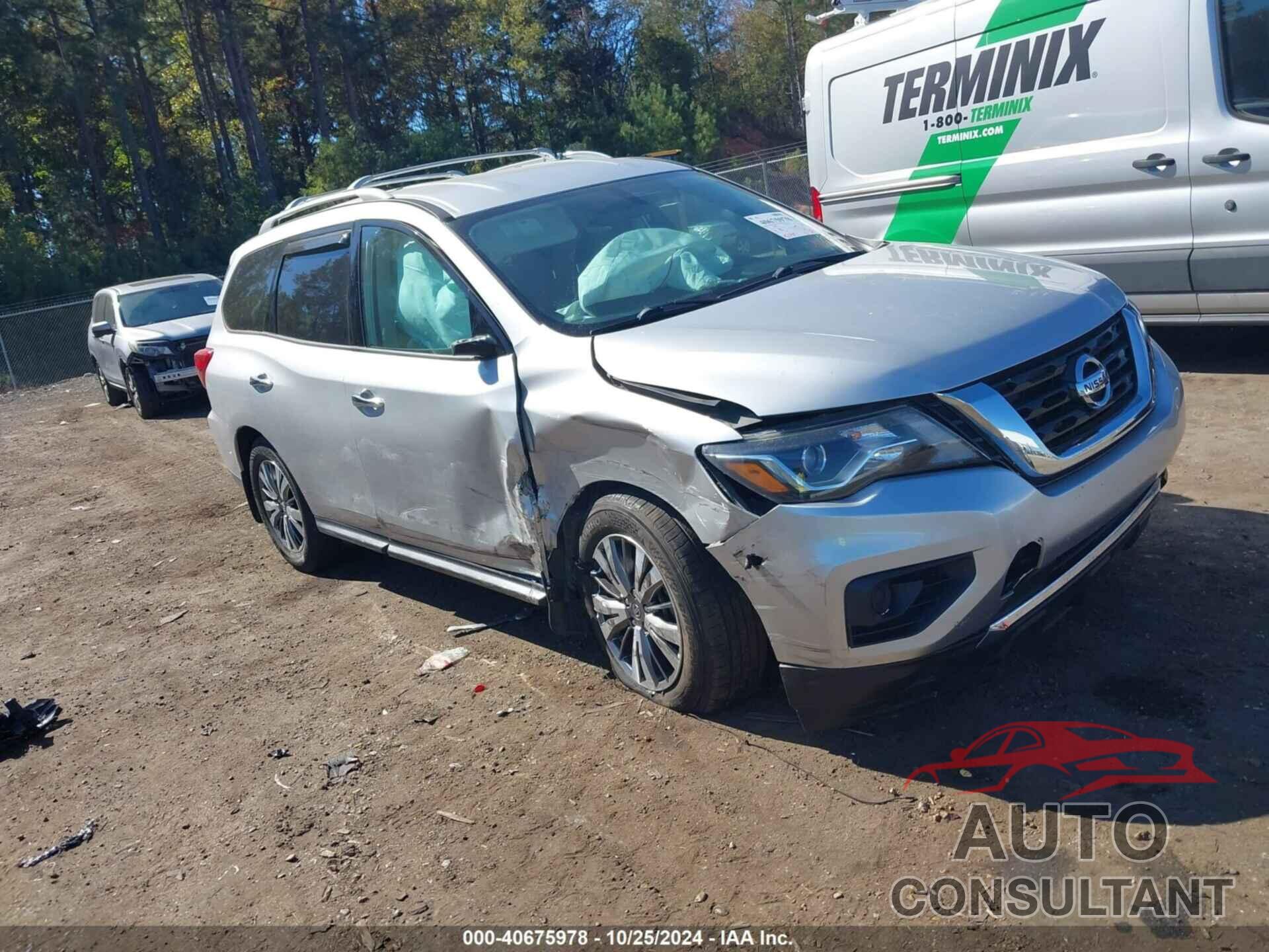 NISSAN PATHFINDER 2018 - 5N1DR2MN6JC666722