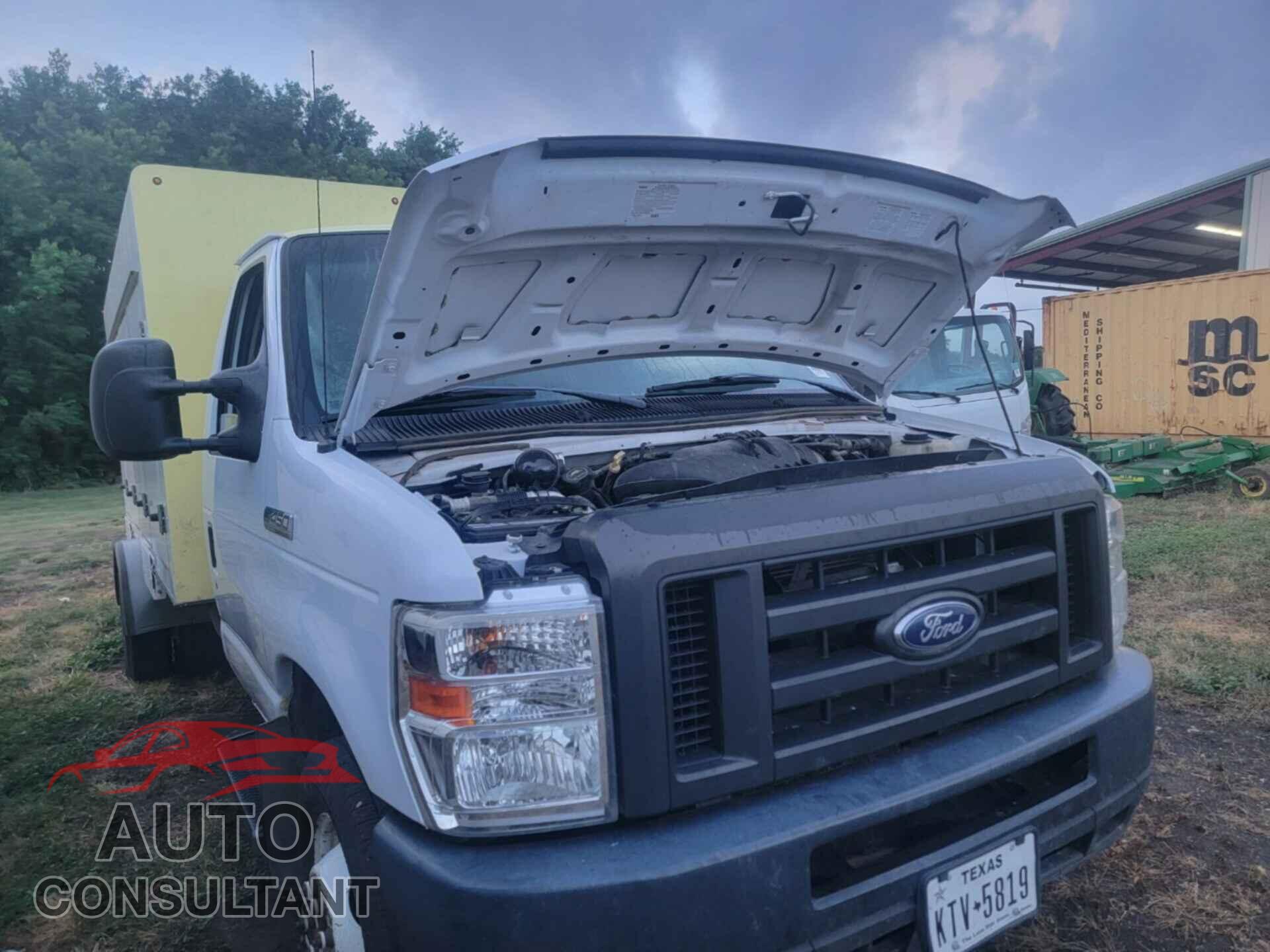 FORD ECONOLINE 2017 - 1FDXE4FS1HDC69057
