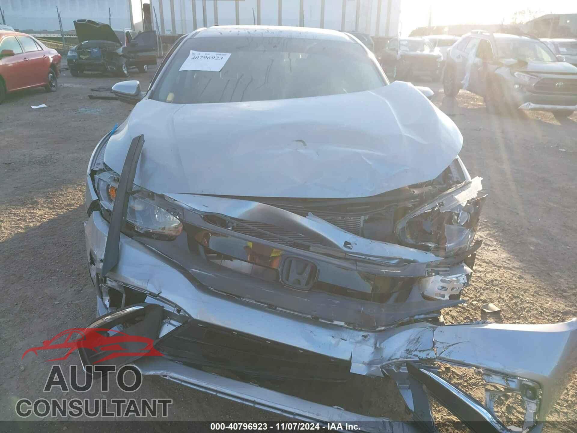 HONDA CIVIC 2019 - 2HGFC2F61KH581601
