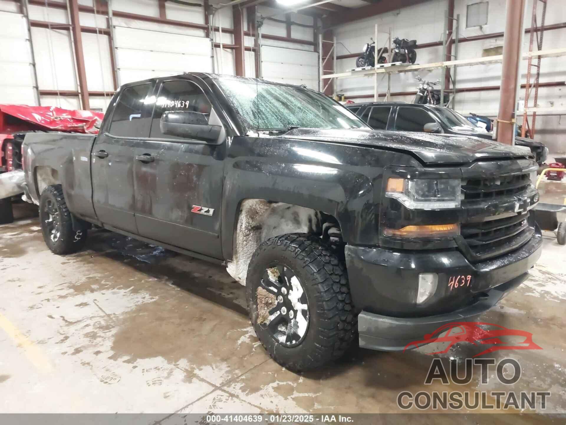 CHEVROLET SILVERADO 1500 2017 - 1GCVKREC3HZ183876