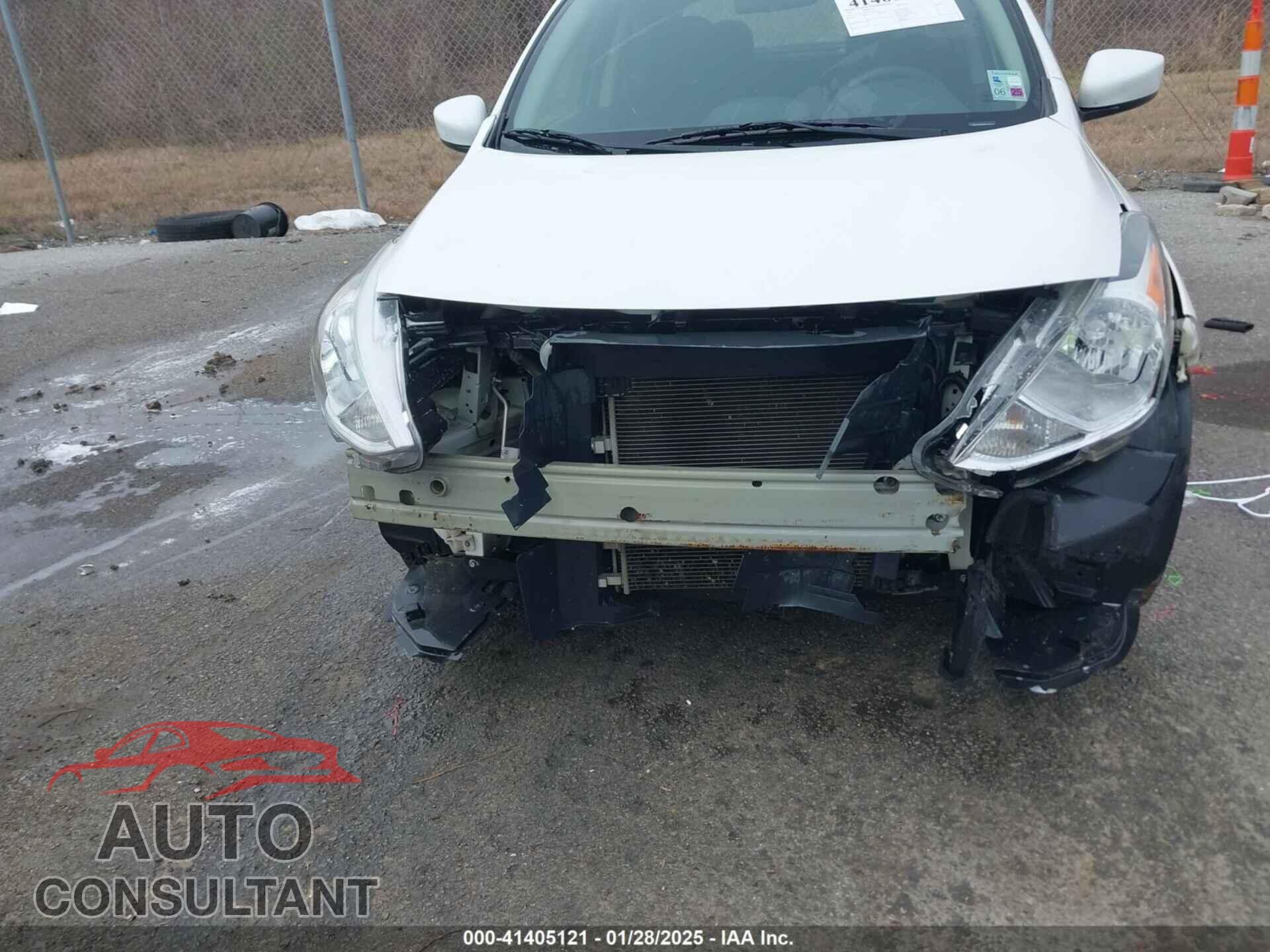 NISSAN VERSA 2017 - 3N1CN7AP3HL807956
