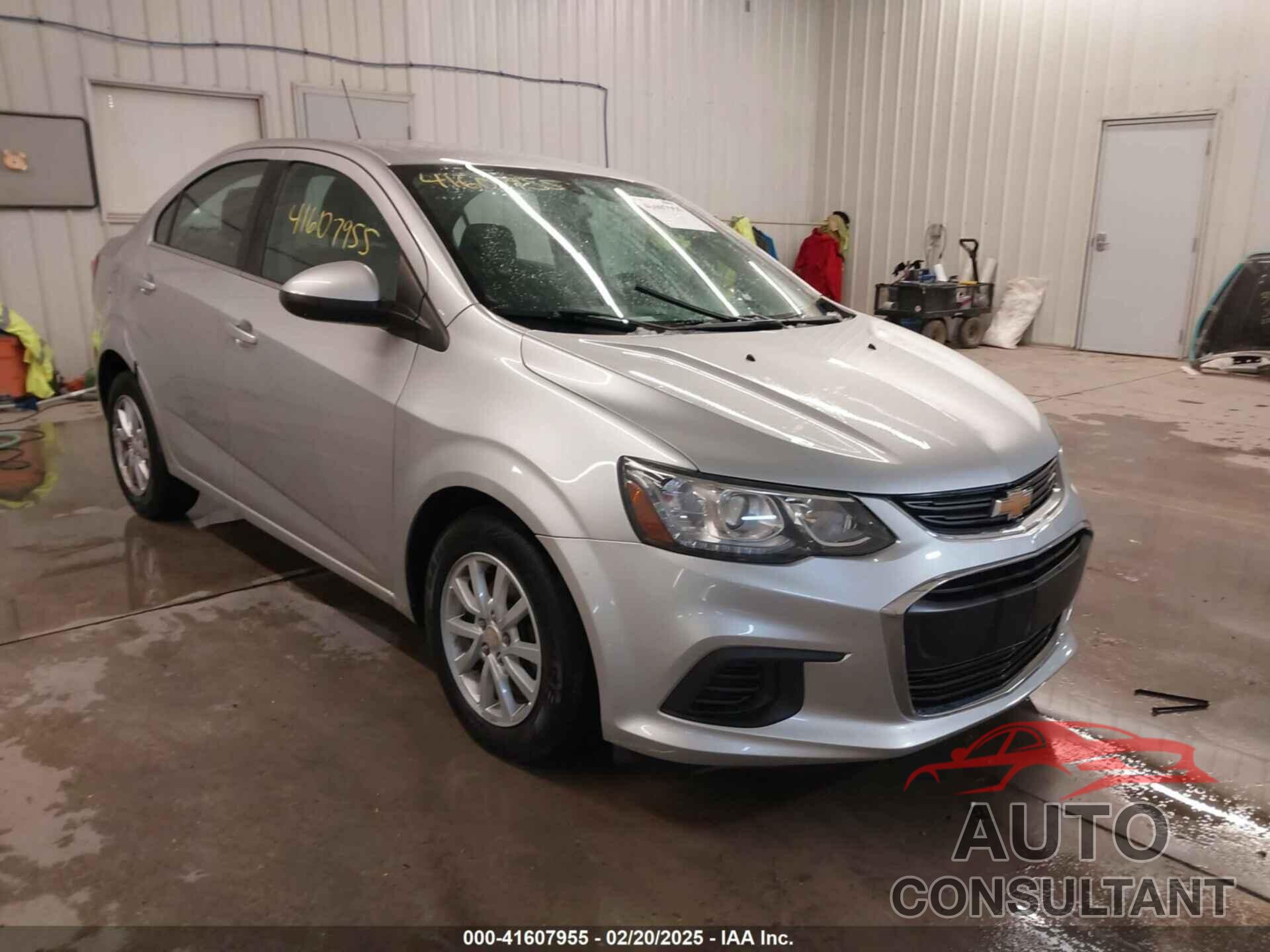 CHEVROLET SONIC 2017 - 1G1JD5SH1H4160751