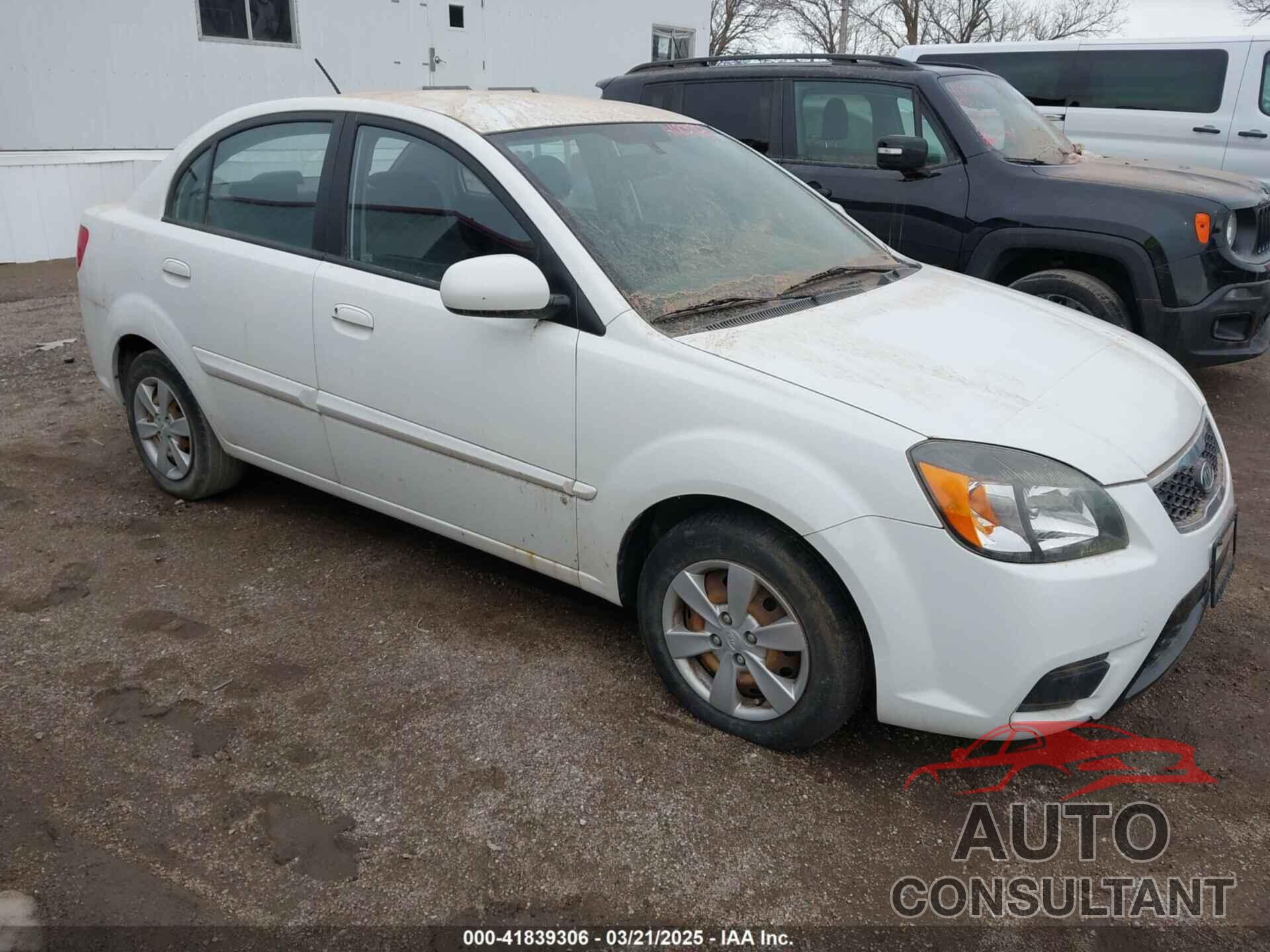 KIA RIO 2011 - KNADH4A30B6750067
