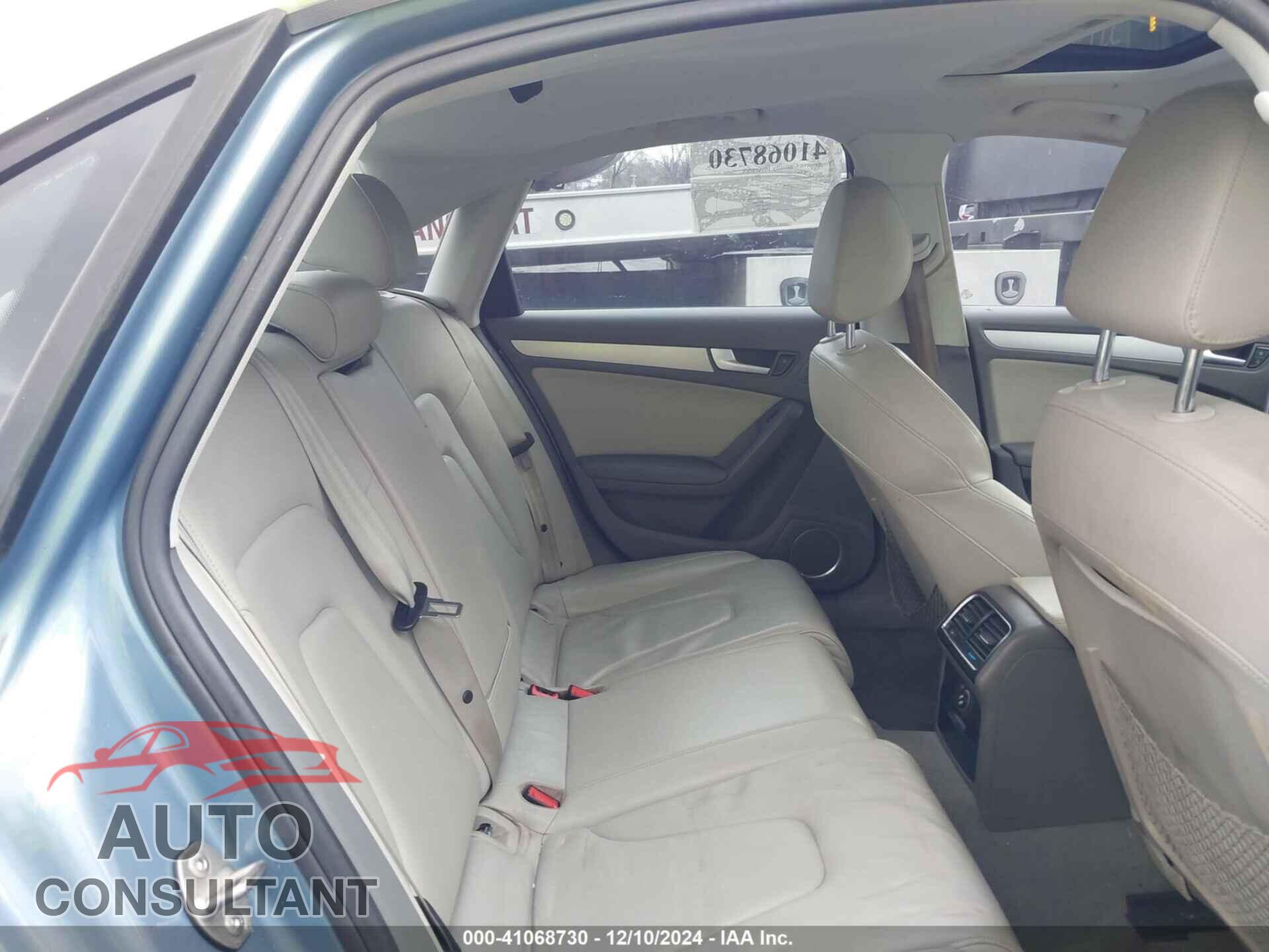 AUDI A4 2011 - WAUKFBFL5BA097355