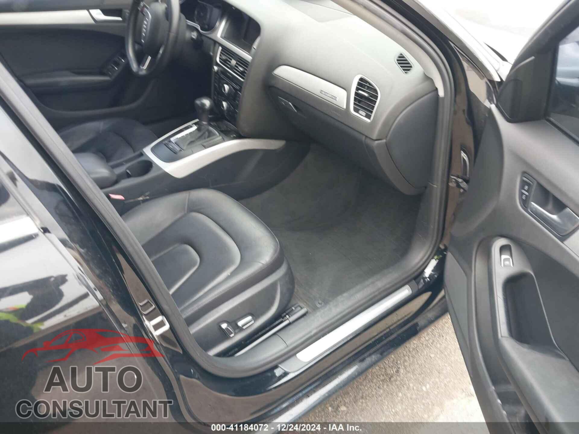 AUDI A4 2013 - WAUBFAFL3DN048371