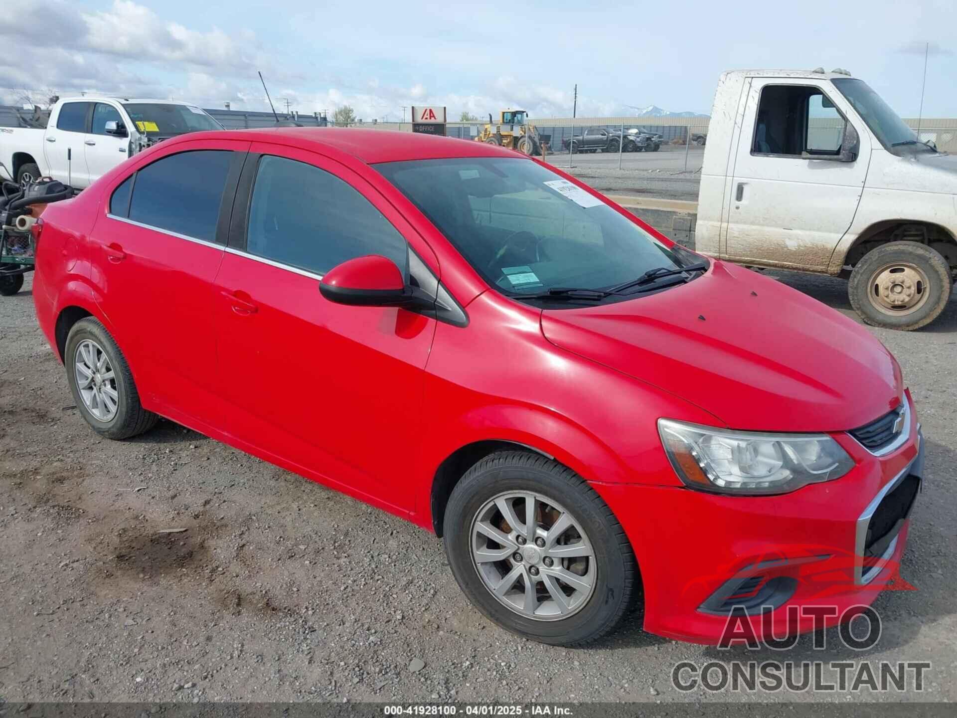 CHEVROLET SONIC 2017 - 1G1JD5SG8H4109674