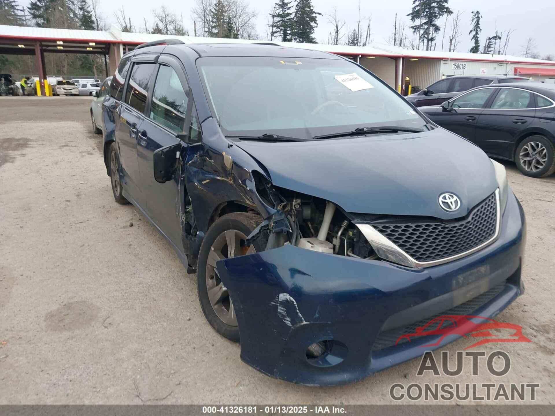 TOYOTA SIENNA 2011 - 5TDXK3DC3BS123175