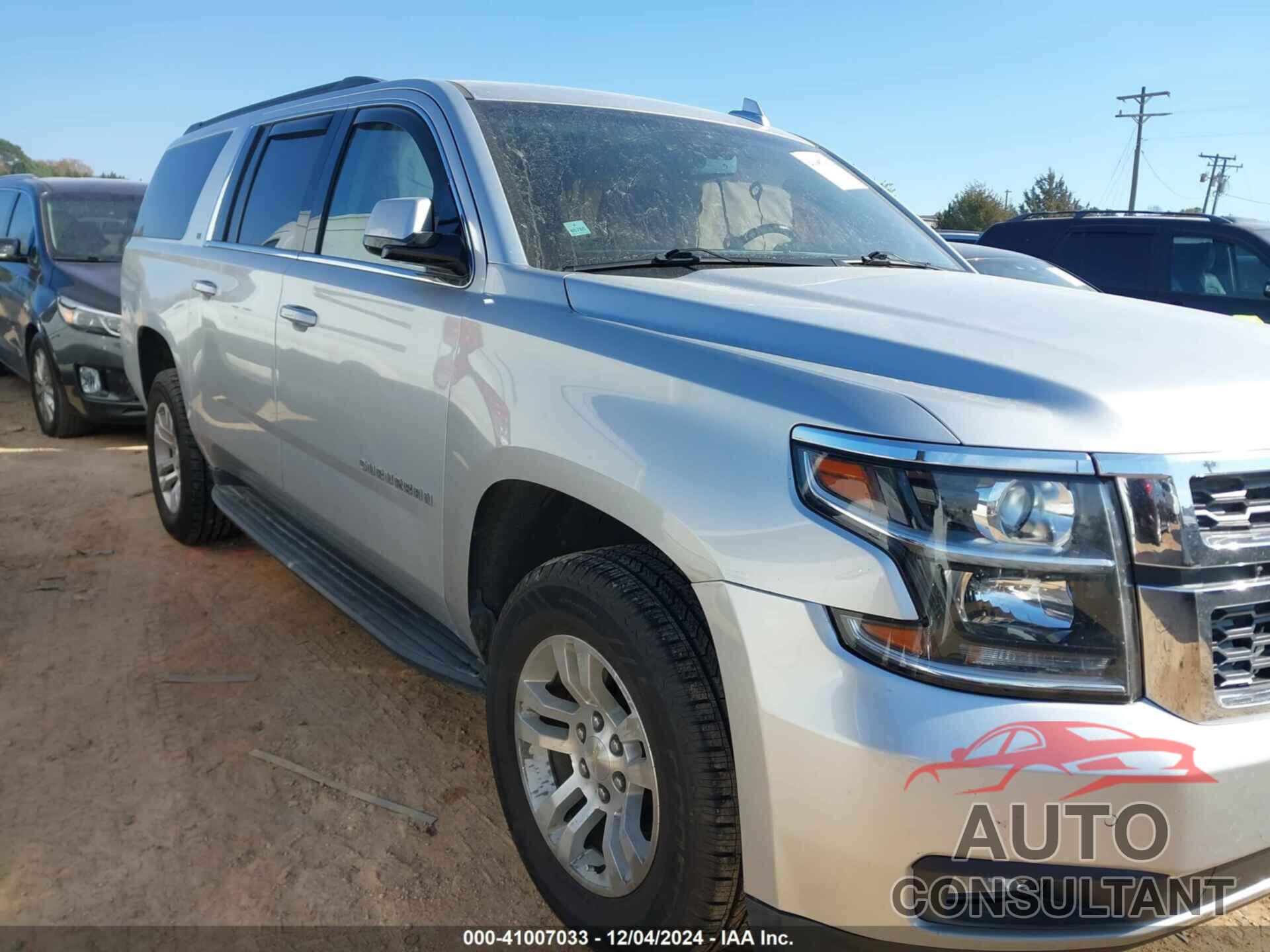 CHEVROLET SUBURBAN 2019 - 1GNSCHKC3KR290844