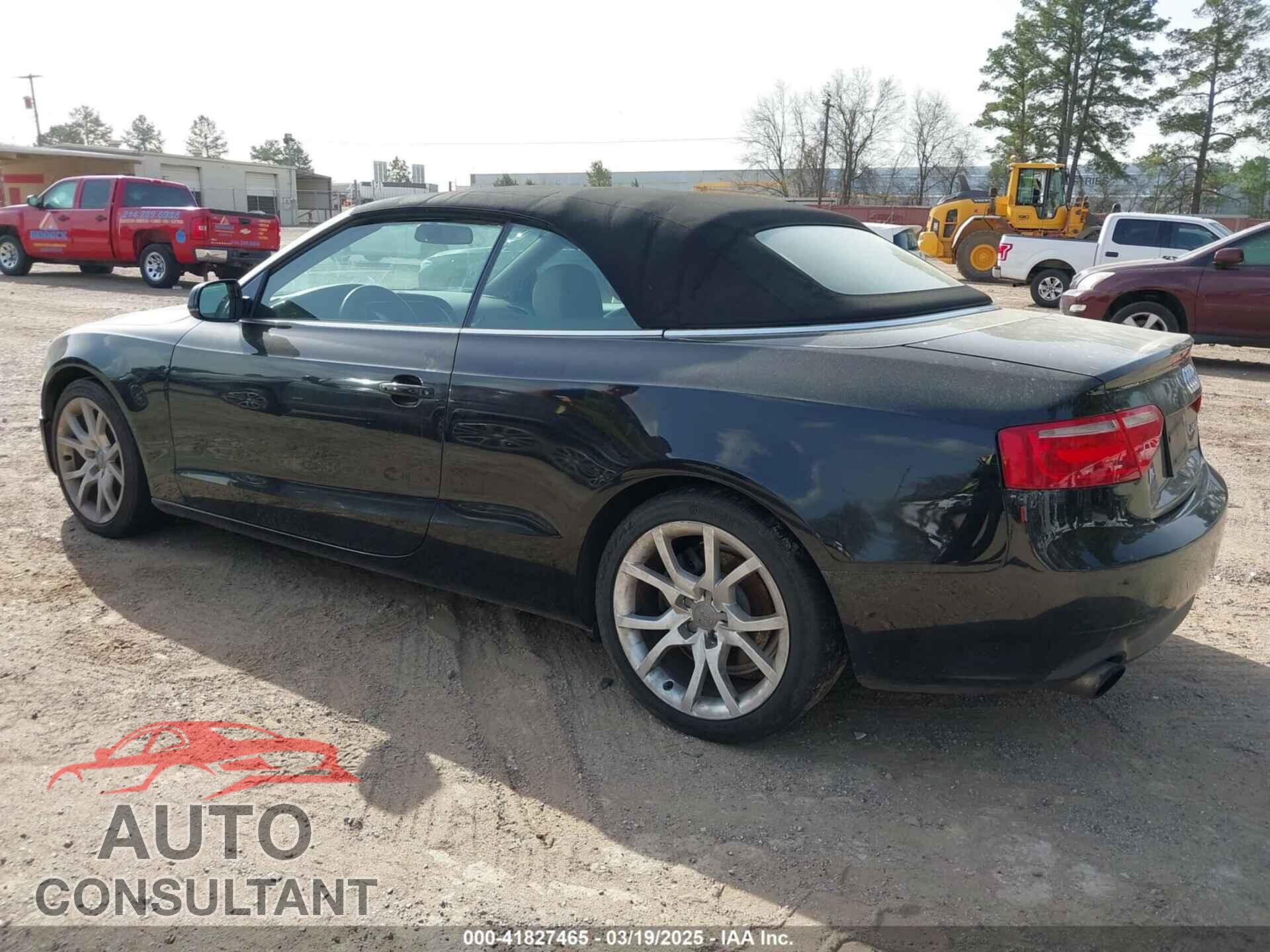 AUDI A5 2011 - WAUAFAFH2BN000462