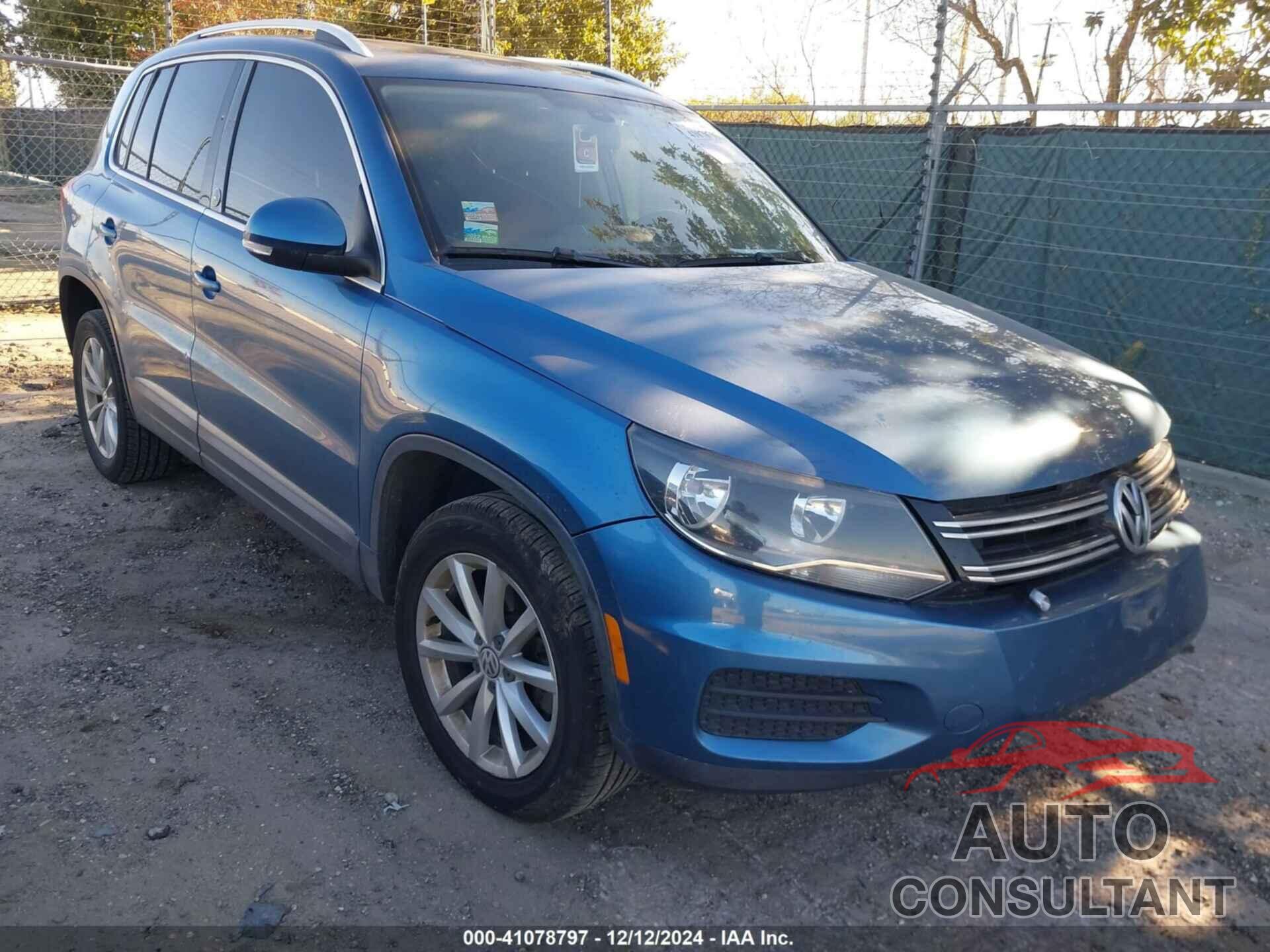 VOLKSWAGEN TIGUAN 2017 - WVGRV7AX9HW508274