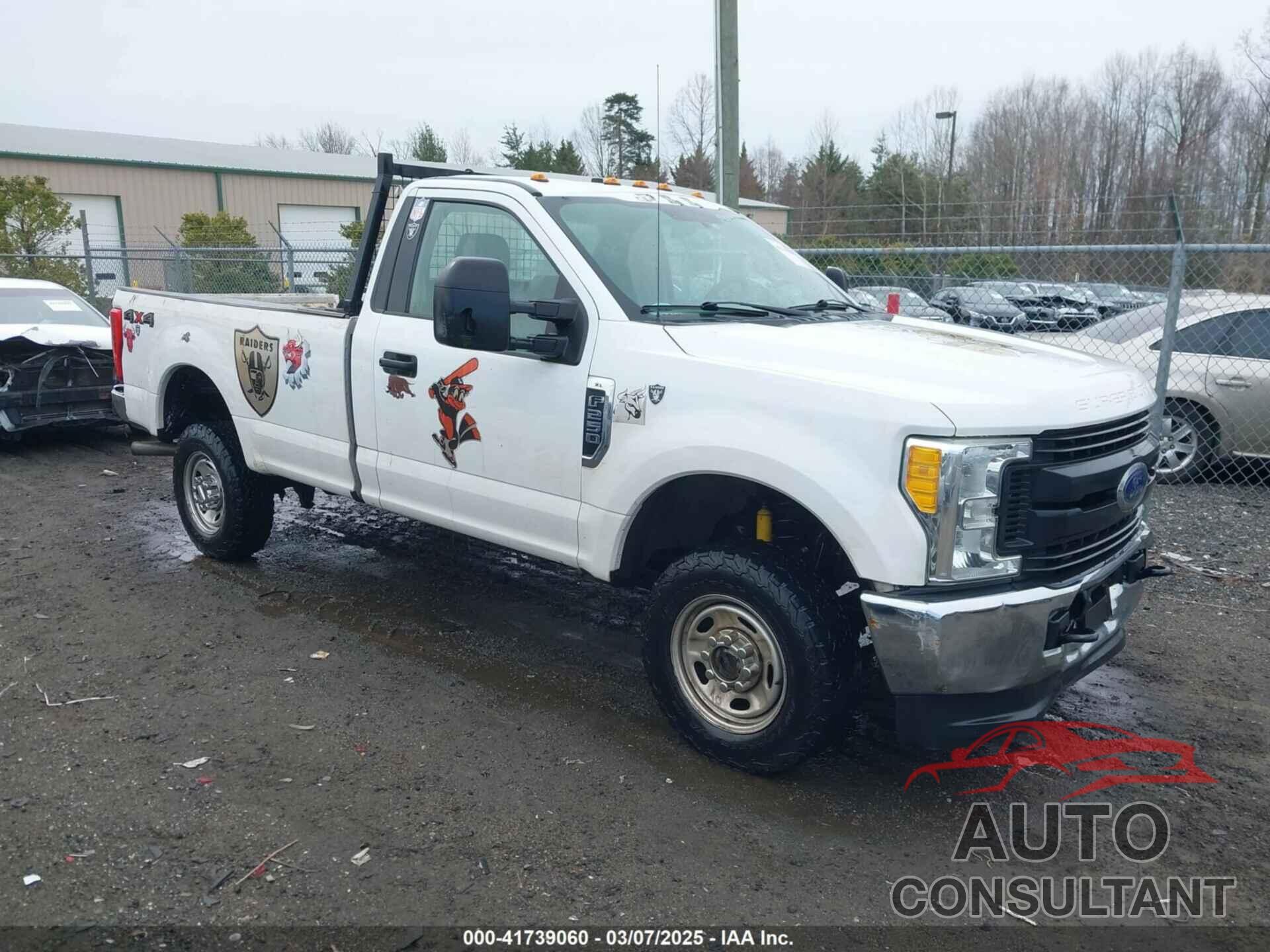 FORD F-250 2017 - 1FTBF2B60HEC06678