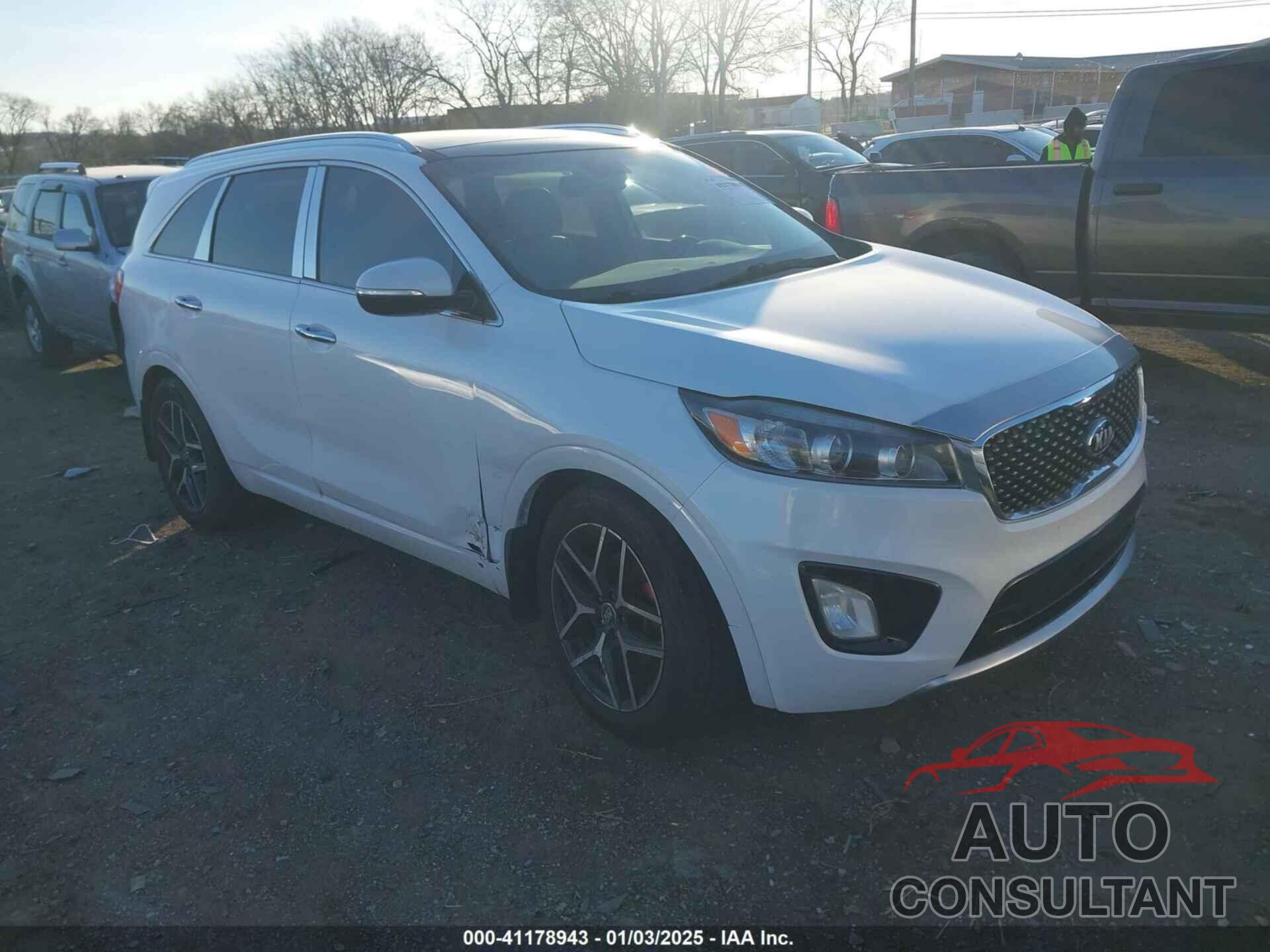 KIA SORENTO 2016 - 5XYPK4A52GG073529