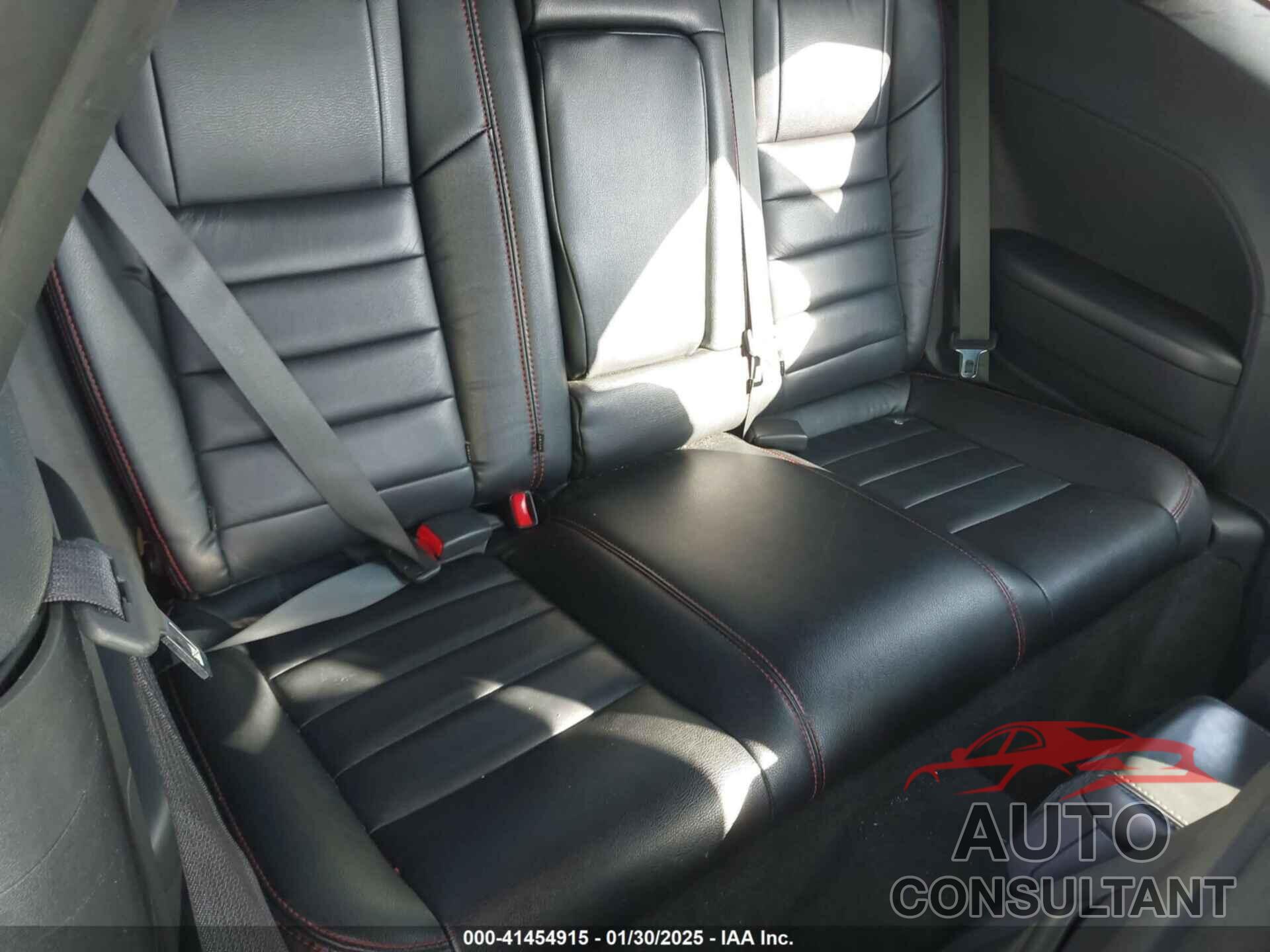 DODGE CHALLENGER 2013 - 2C3CDYBT8DH500842
