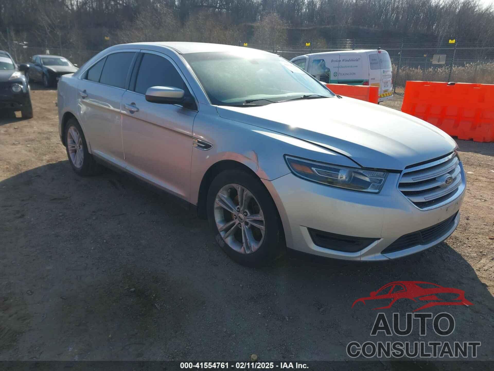 FORD TAURUS 2015 - 1FAHP2E80FG199209