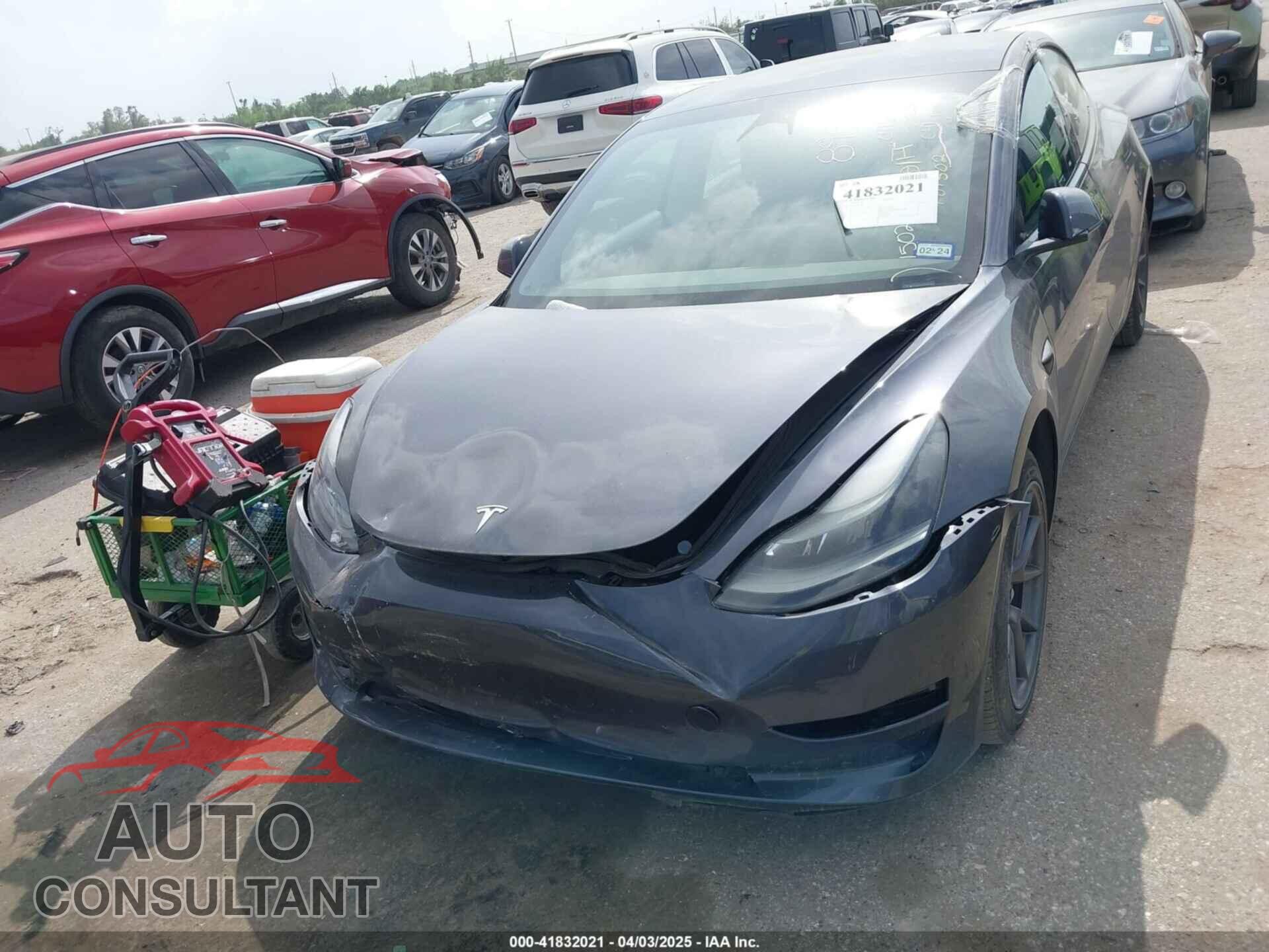 TESLA MODEL 3 2023 - 5YJ3E1EA2PF481502