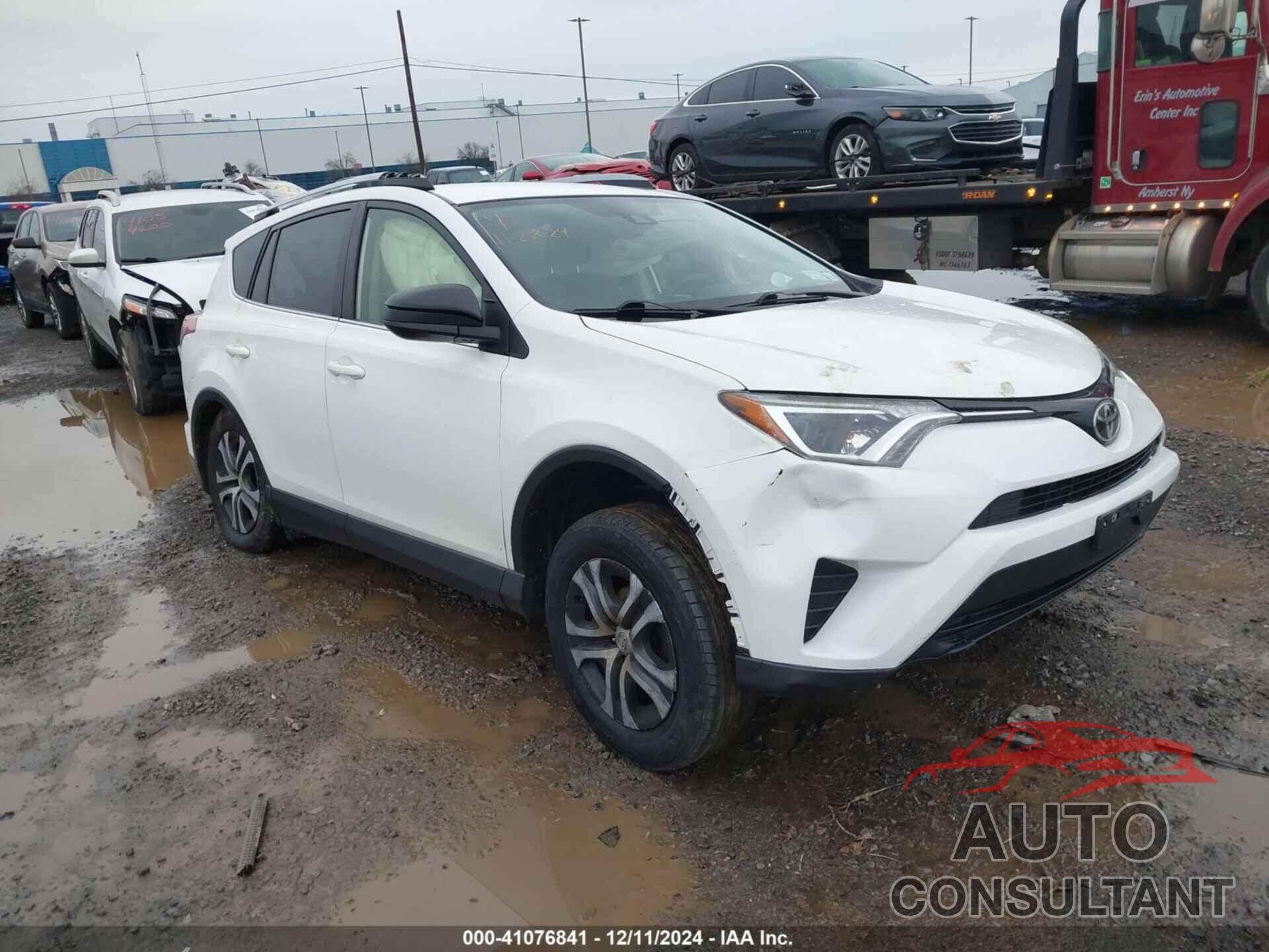 TOYOTA RAV4 2018 - JTMBFREV2JJ186751