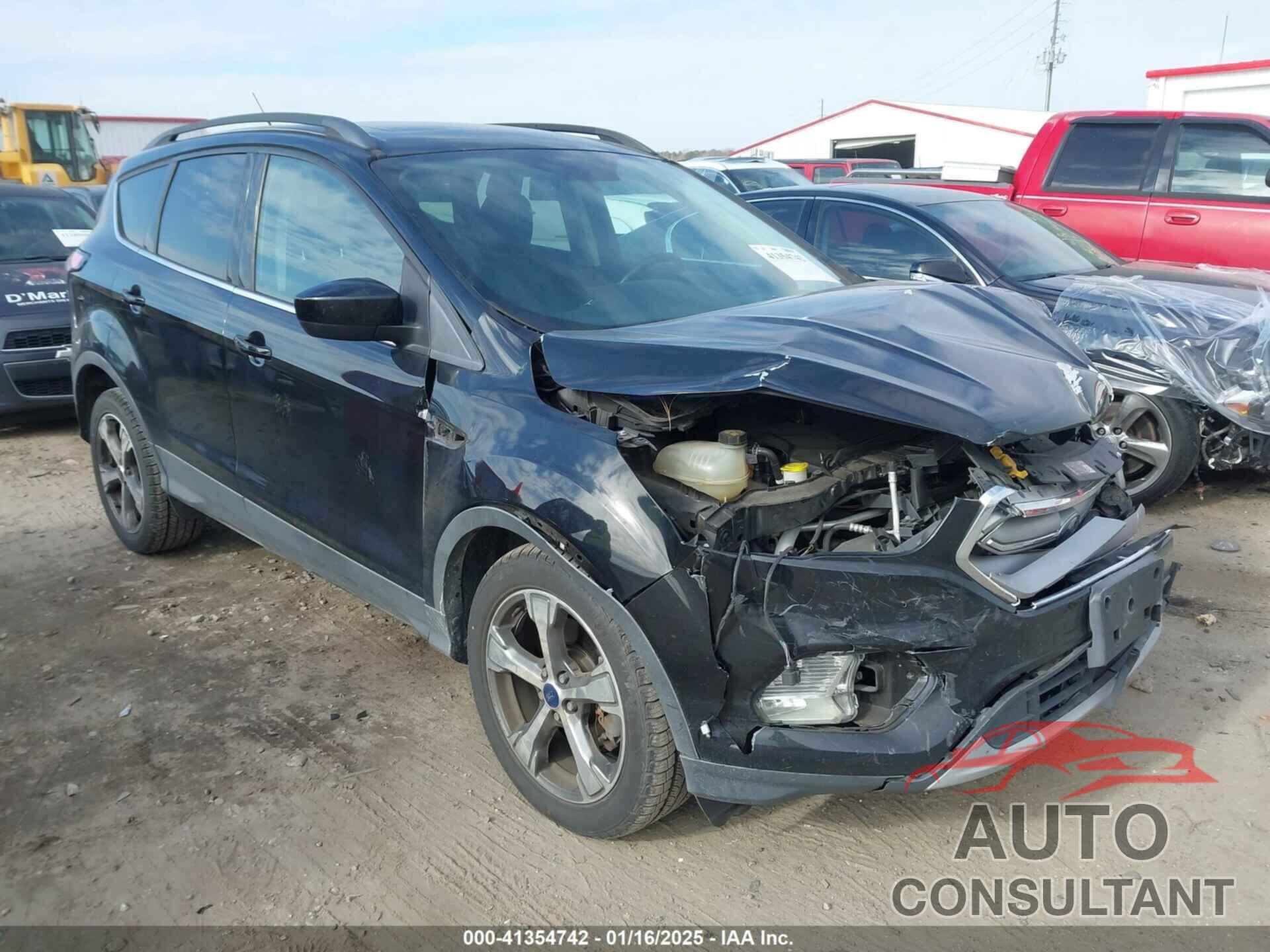 FORD ESCAPE 2017 - 1FMCU0G99HUE13346