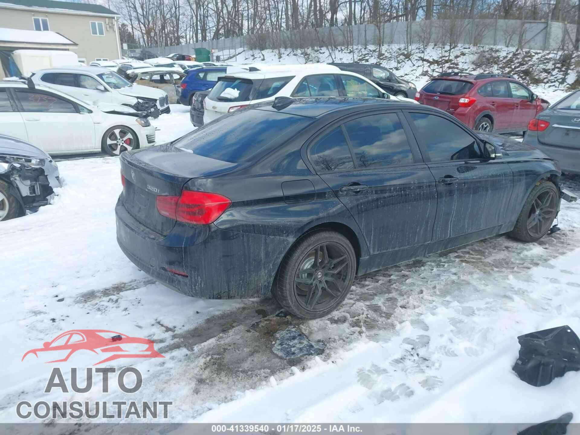 BMW 320I 2016 - WBA8E5G58GNU20666