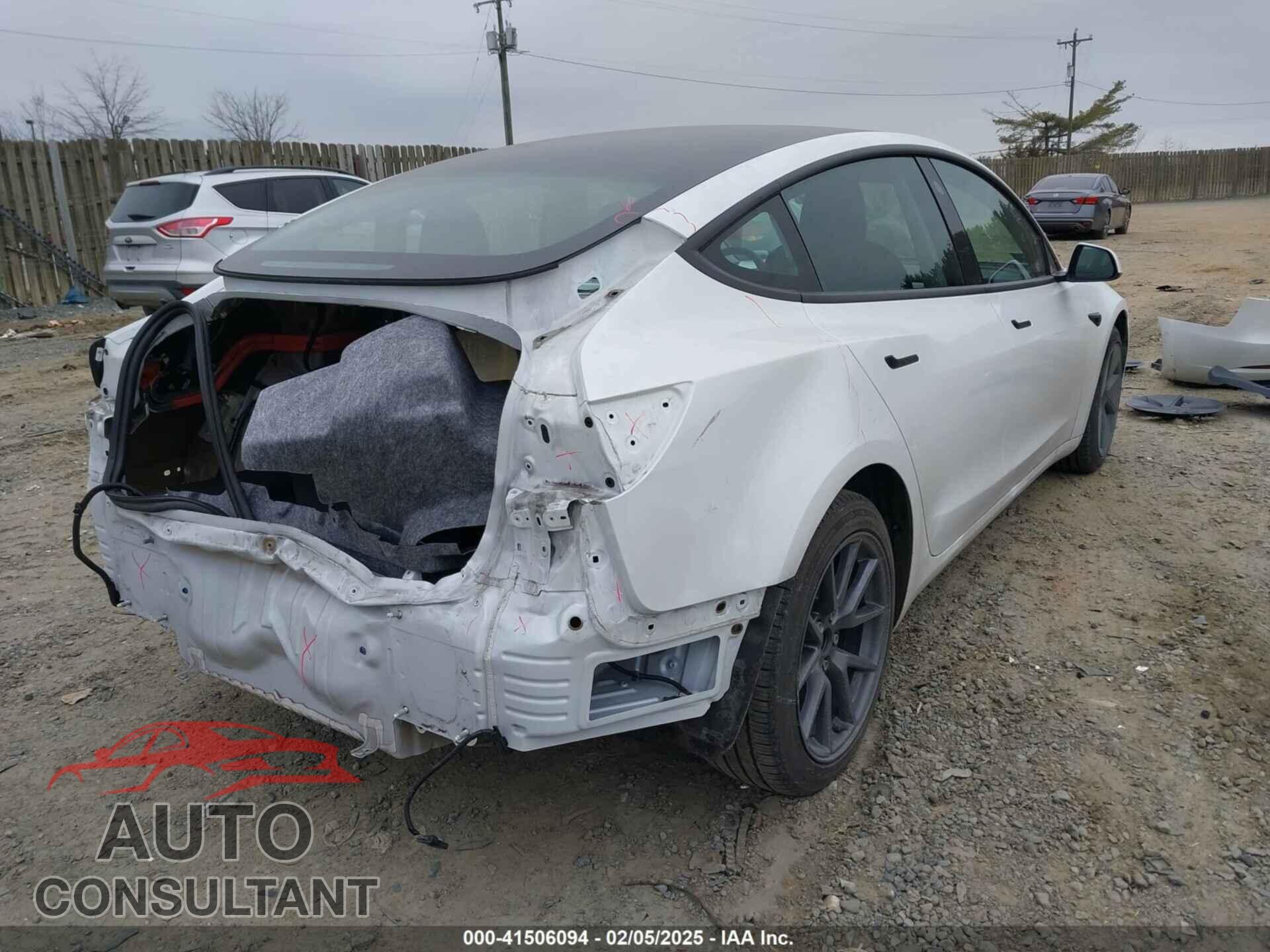 TESLA MODEL 3 2021 - 5YJ3E1EB8MF019367