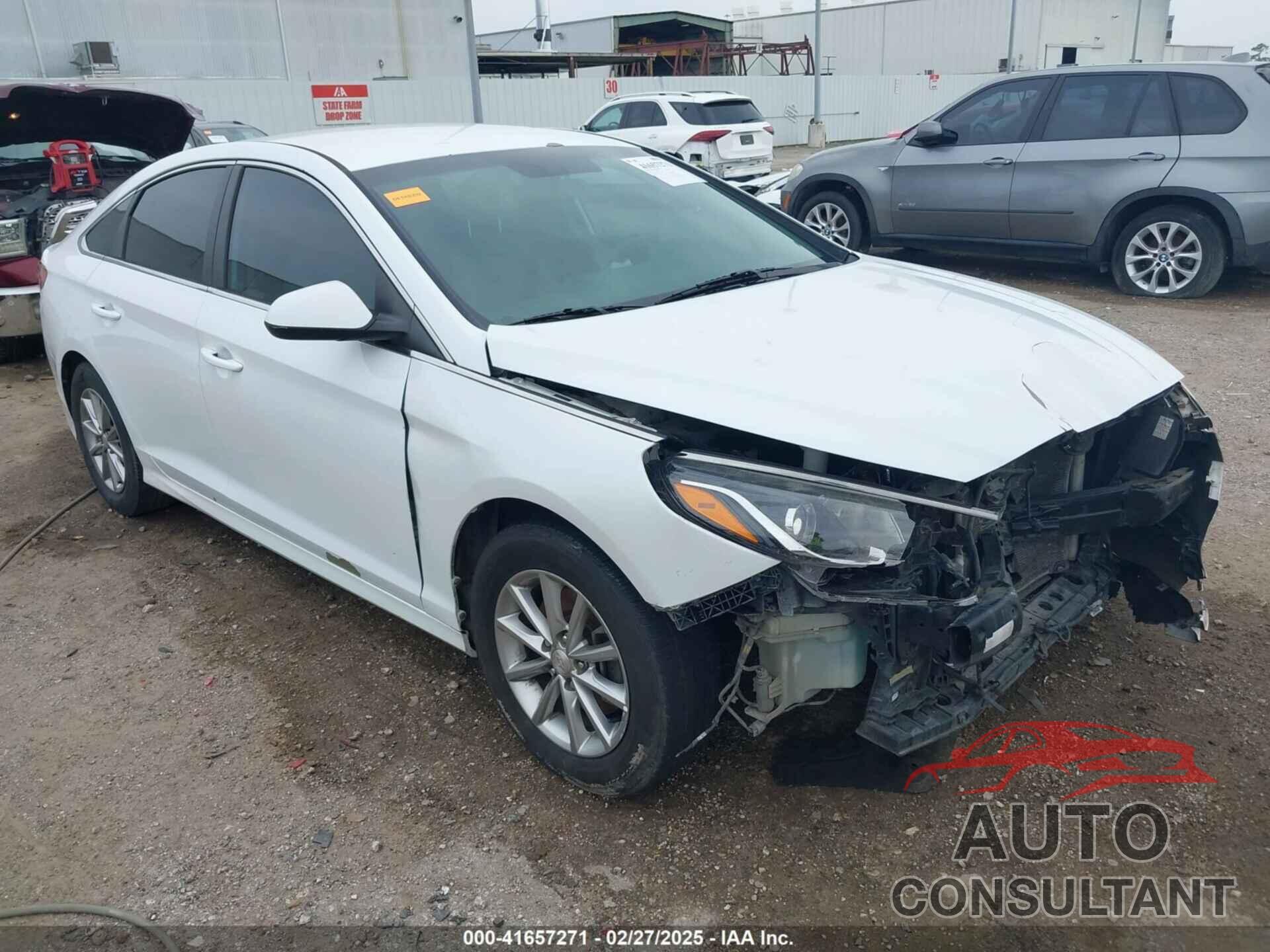 HYUNDAI SONATA 2018 - 5NPE24AF1JH633301