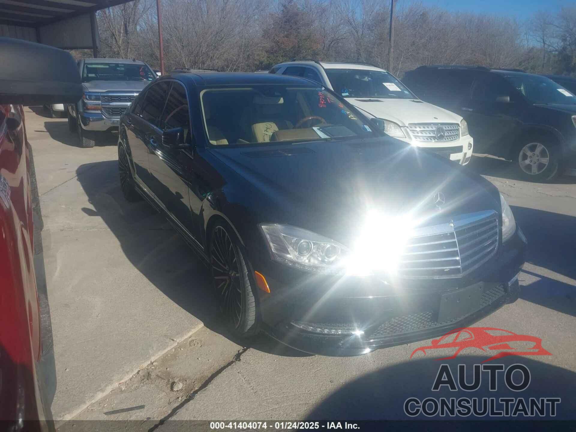 MERCEDES-BENZ S 550 2011 - WDDNG7BB4BA389754