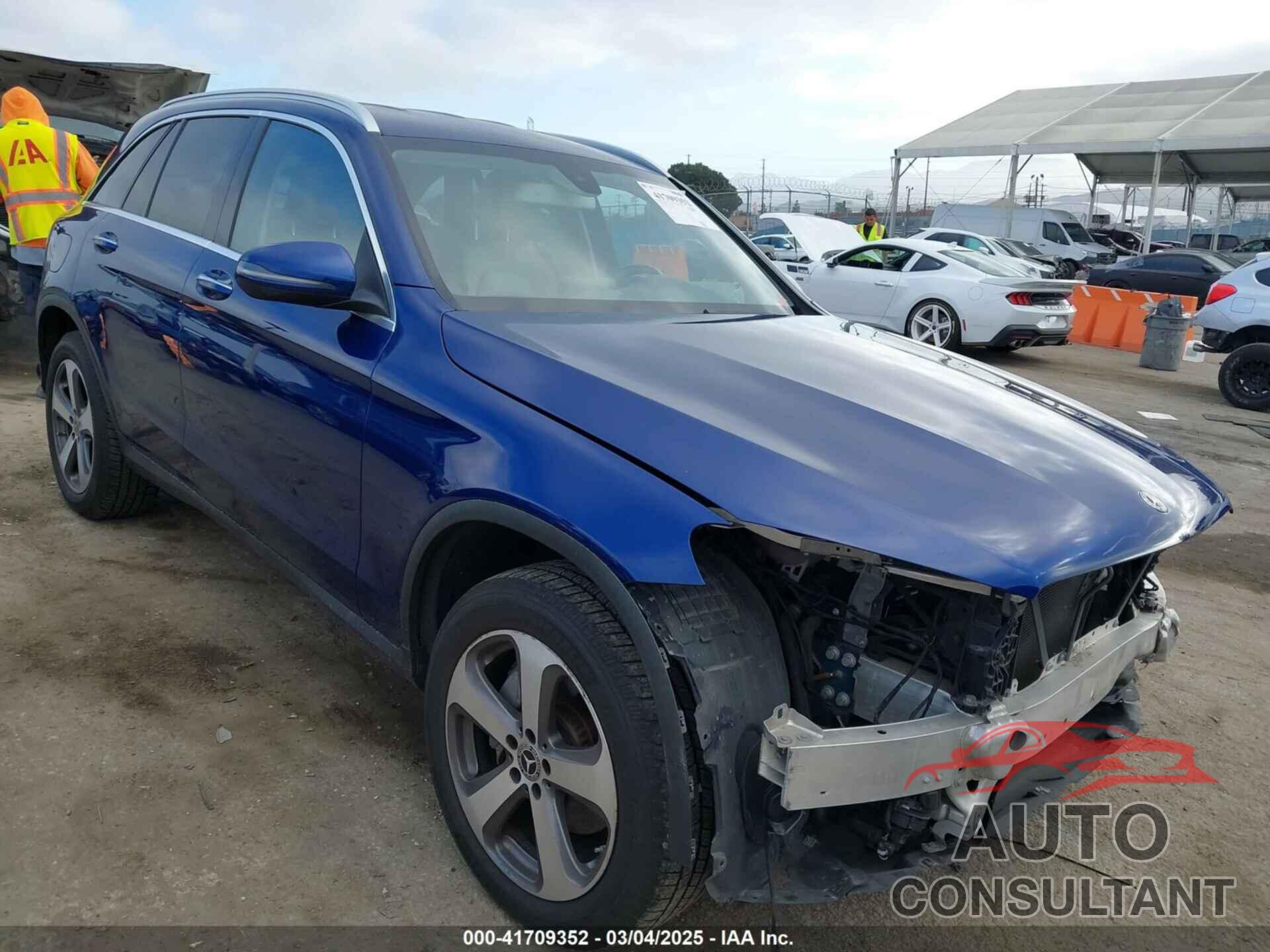 MERCEDES-BENZ GLC 300 2018 - WDC0G4JB2JV040730