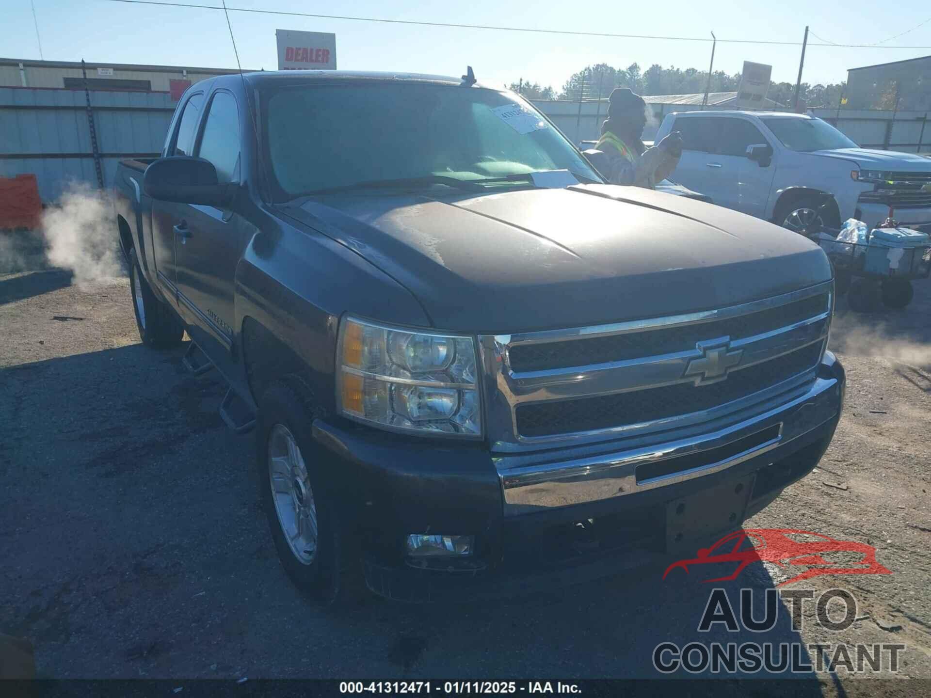 CHEVROLET SILVERADO 1500 2011 - 1GCRKSE38BZ432334