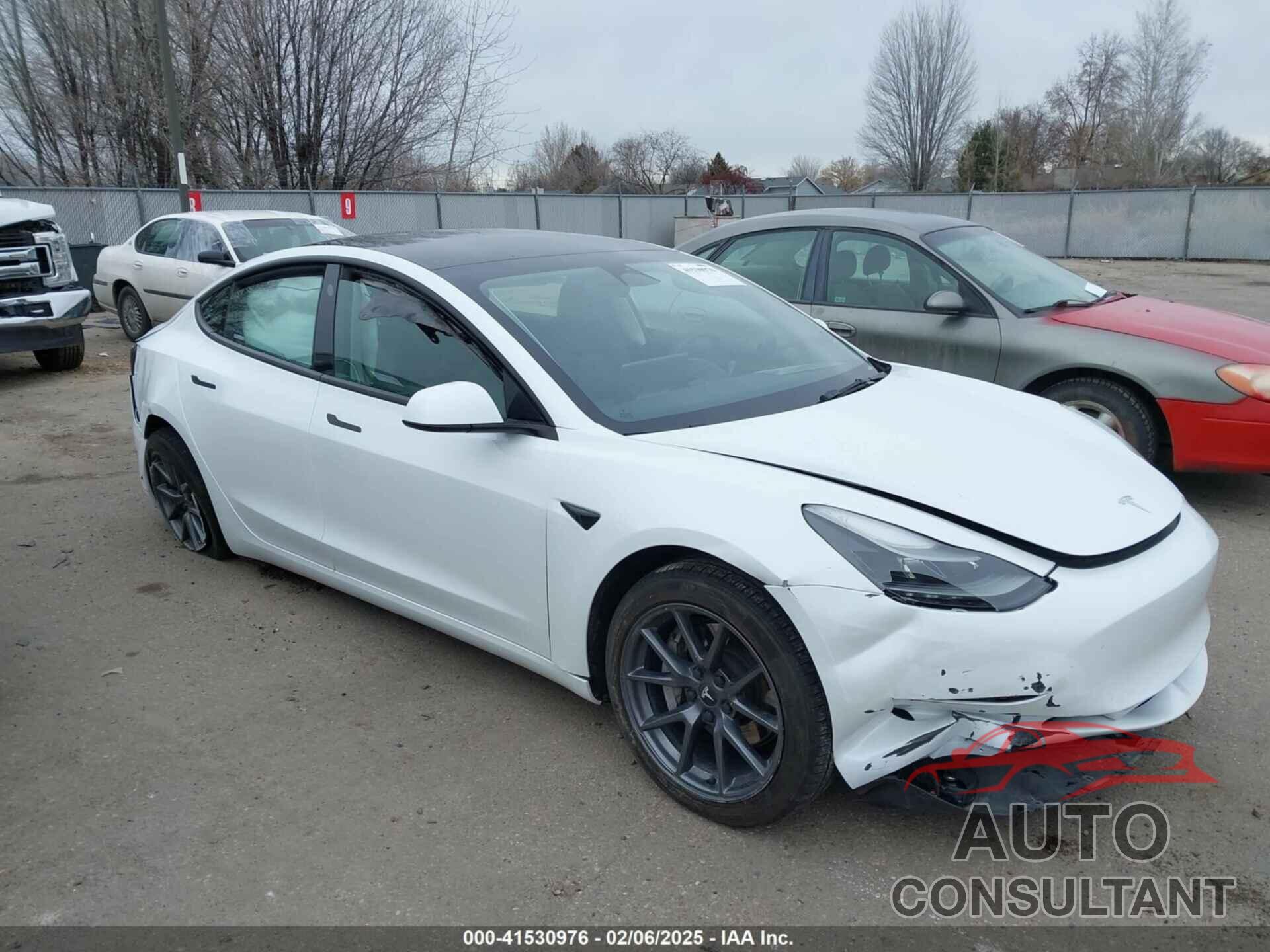 TESLA MODEL 3 2023 - 5YJ3E1EA0PF425171