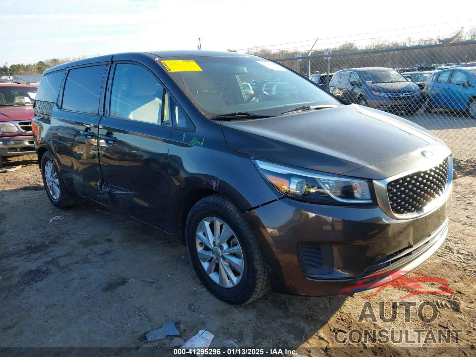 KIA SEDONA 2017 - KNDMB5C18H6228706