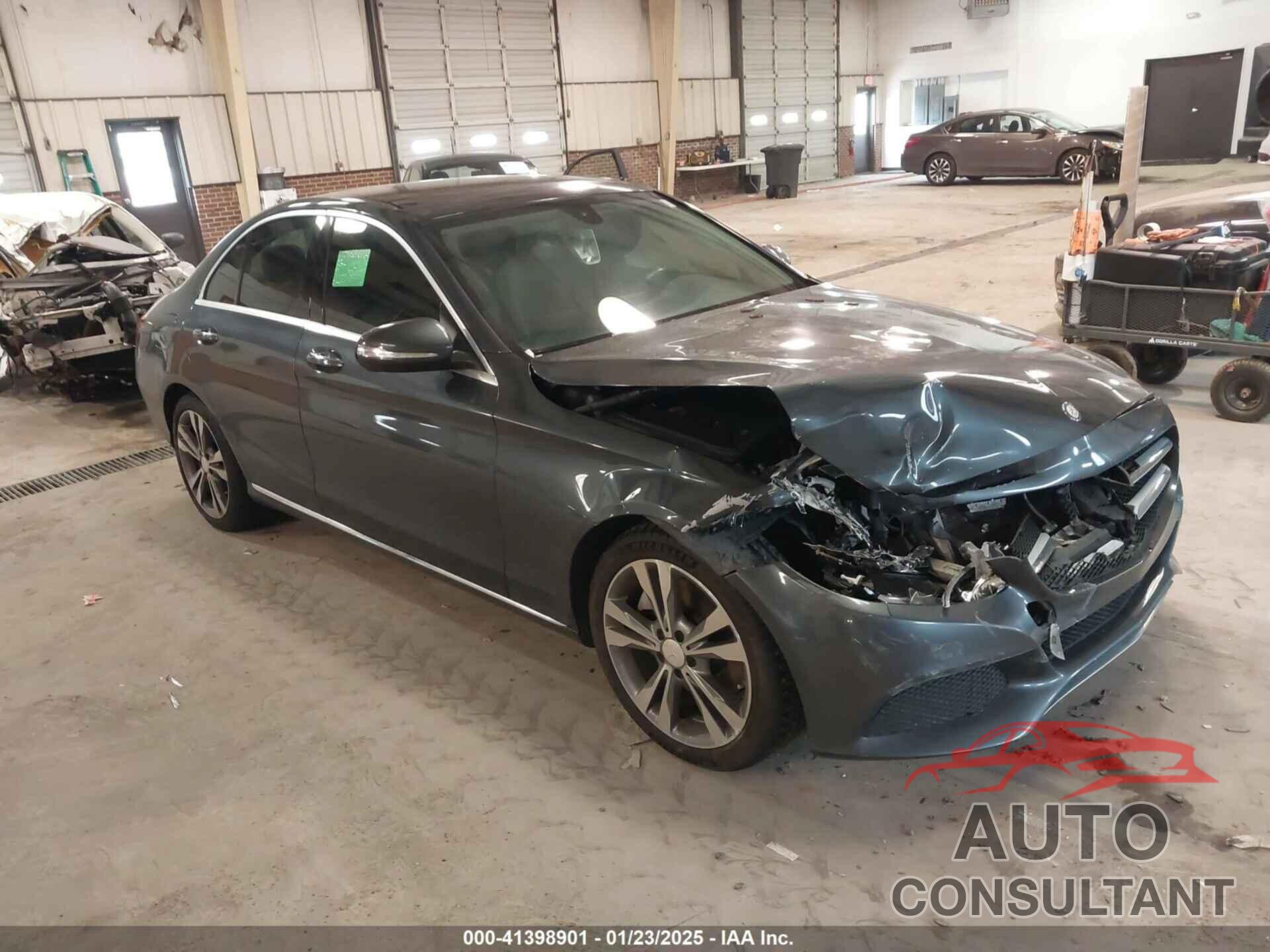 MERCEDES-BENZ C 300 2015 - 55SWF4JB5FU083210