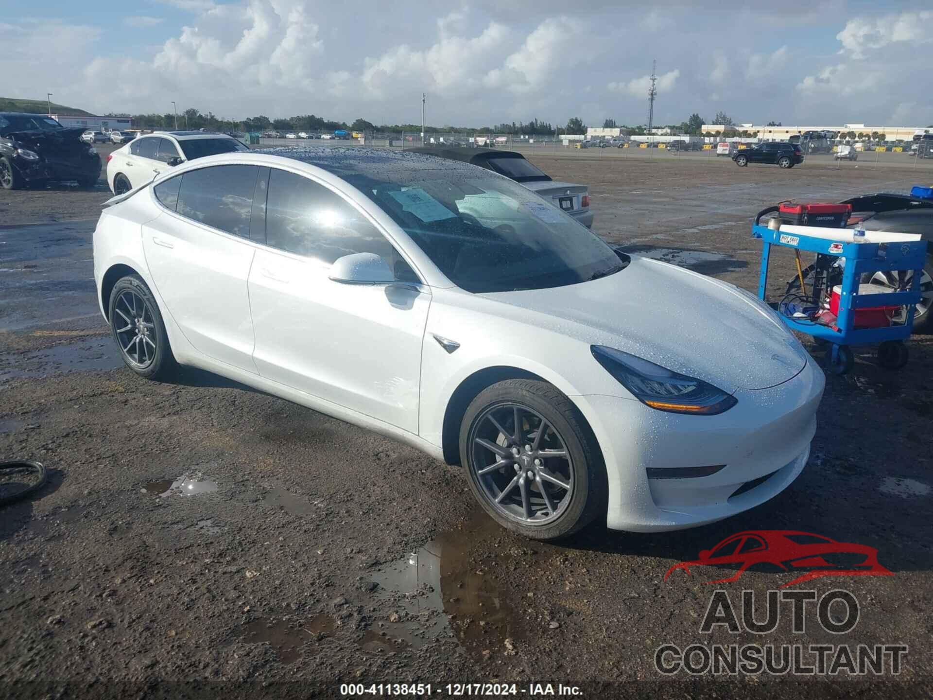 TESLA MODEL 3 2020 - 5YJ3E1EB5LF720141