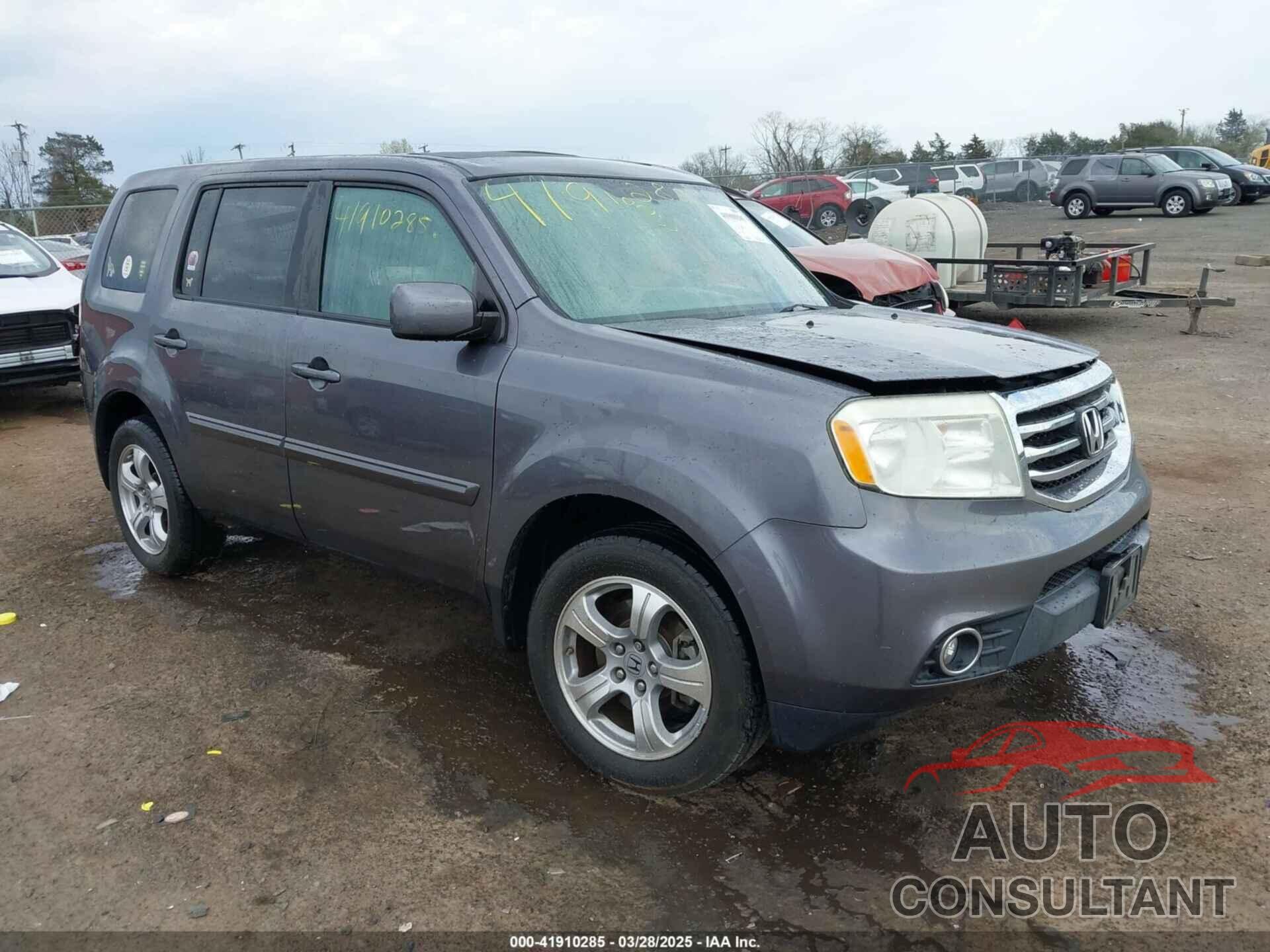 HONDA PILOT 2015 - 5FNYF3H54FB023360
