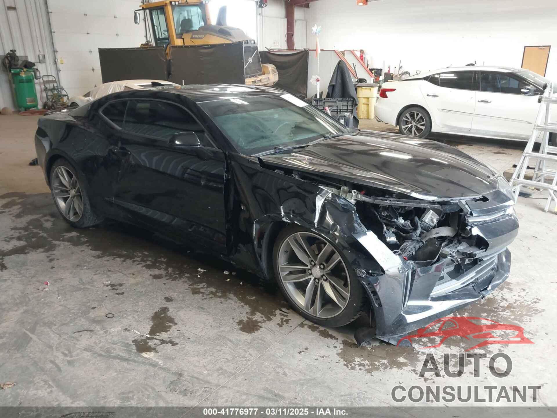 CHEVROLET CAMARO 2017 - 1G1FD1RS0H0105733