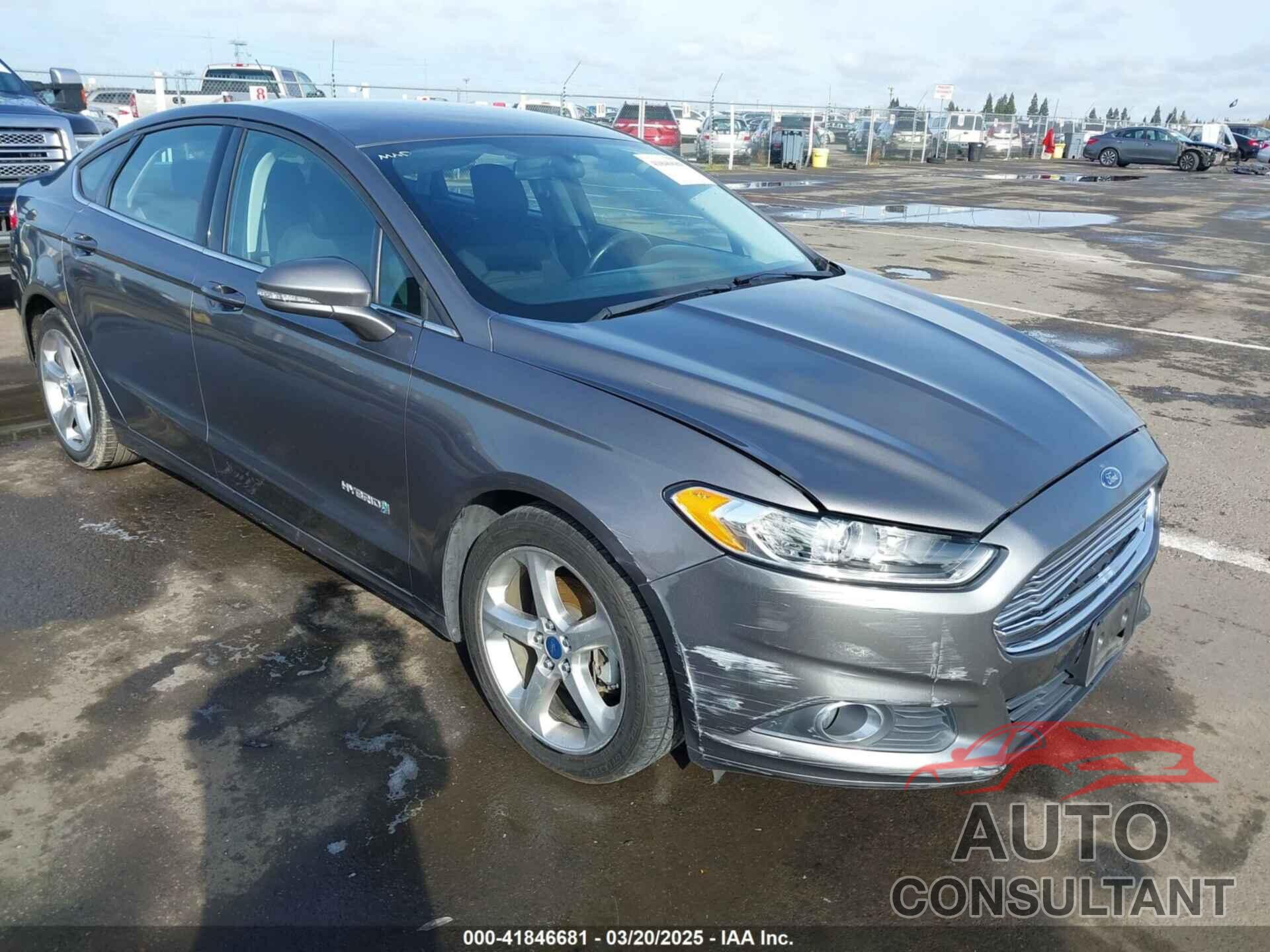 FORD FUSION HYBRID 2013 - 3FA6P0LU4DR267643