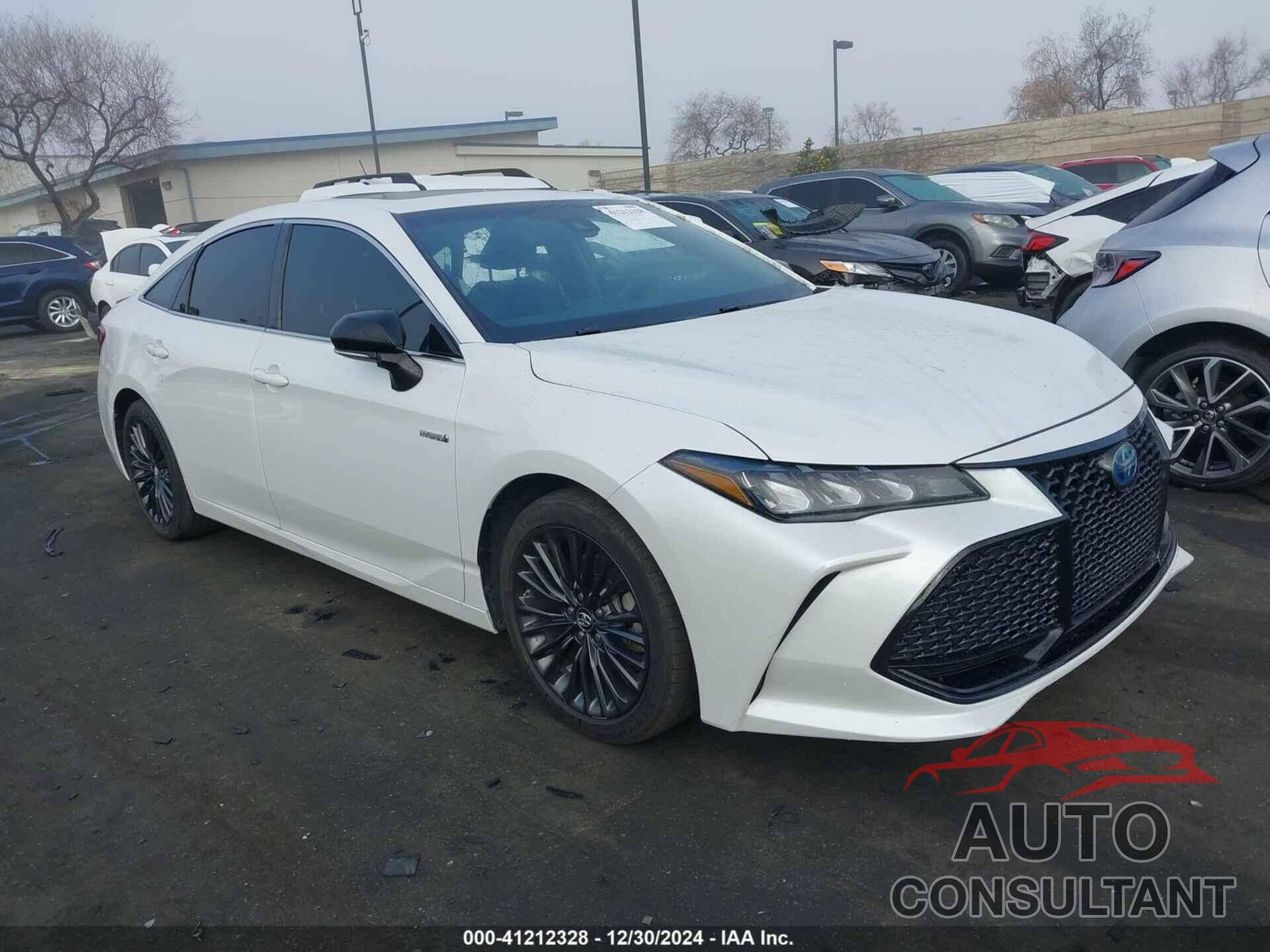 TOYOTA AVALON HYBRID 2019 - 4T1B21FB7KU003597