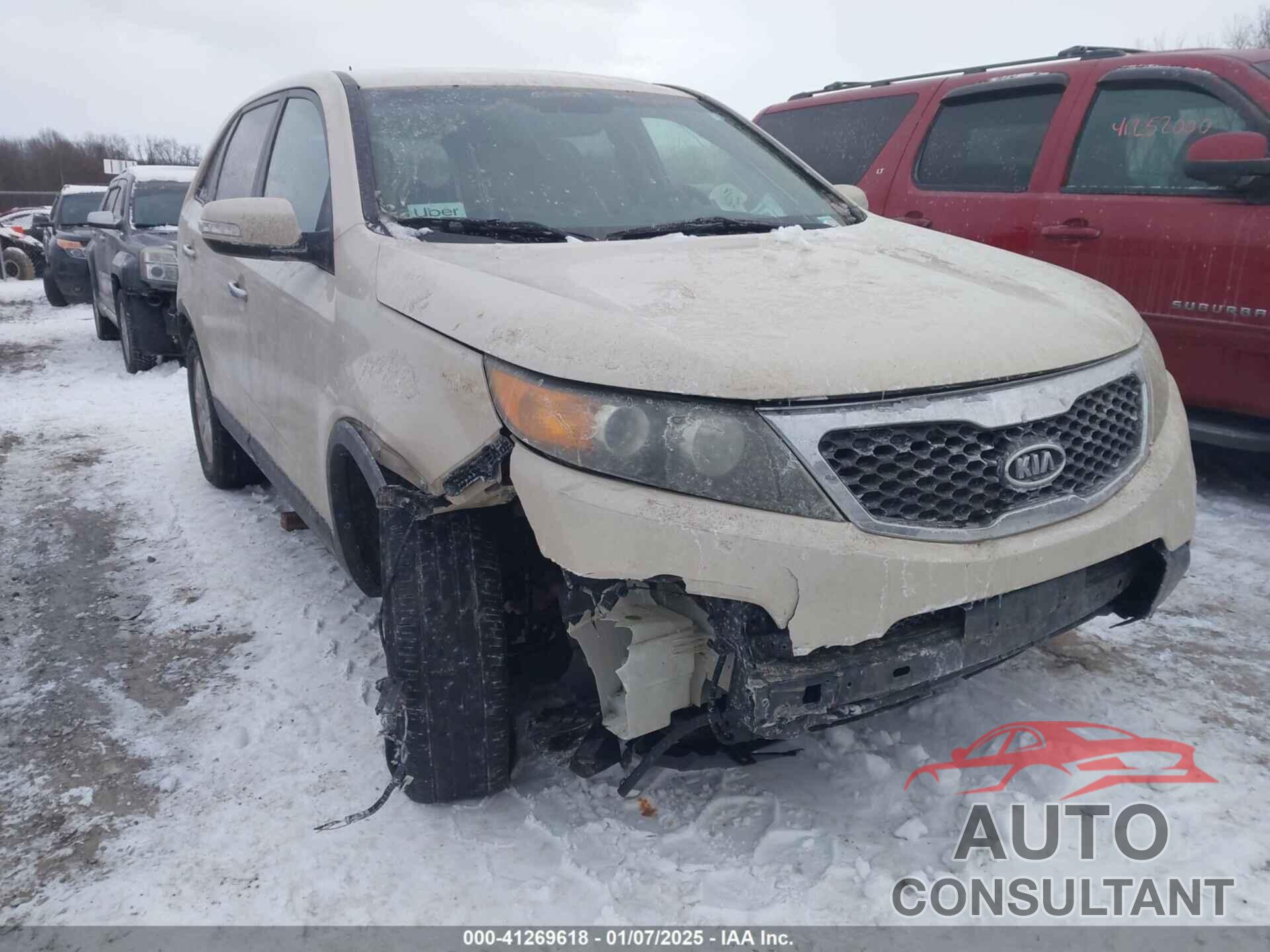 KIA SORENTO 2011 - 5XYKT3A12BG094744