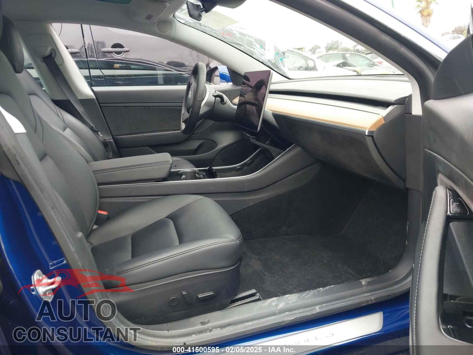 TESLA MODEL 3 2020 - 5YJ3E1EAXLF644679