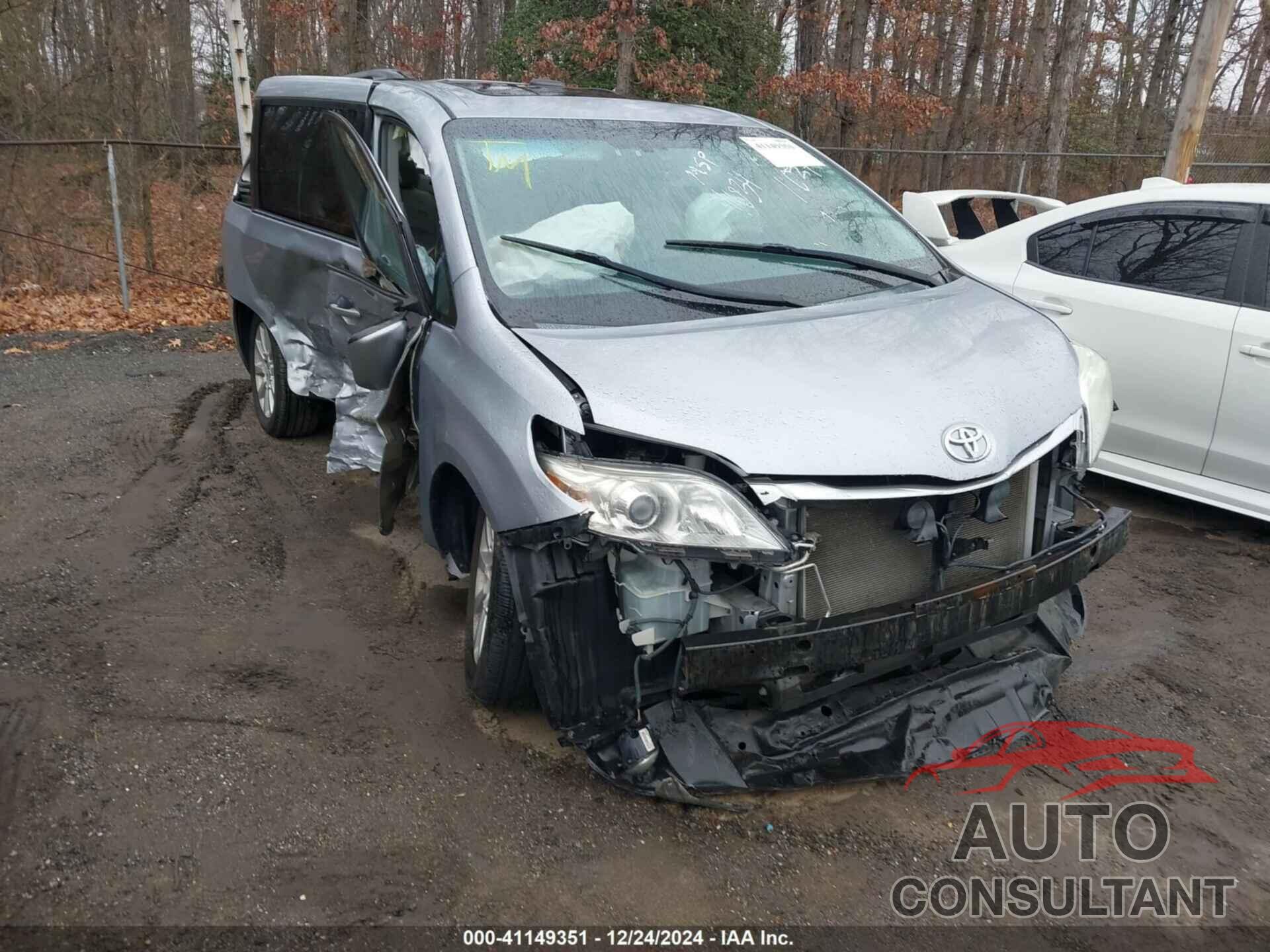 TOYOTA SIENNA 2014 - 5TDDK3DC0ES091034