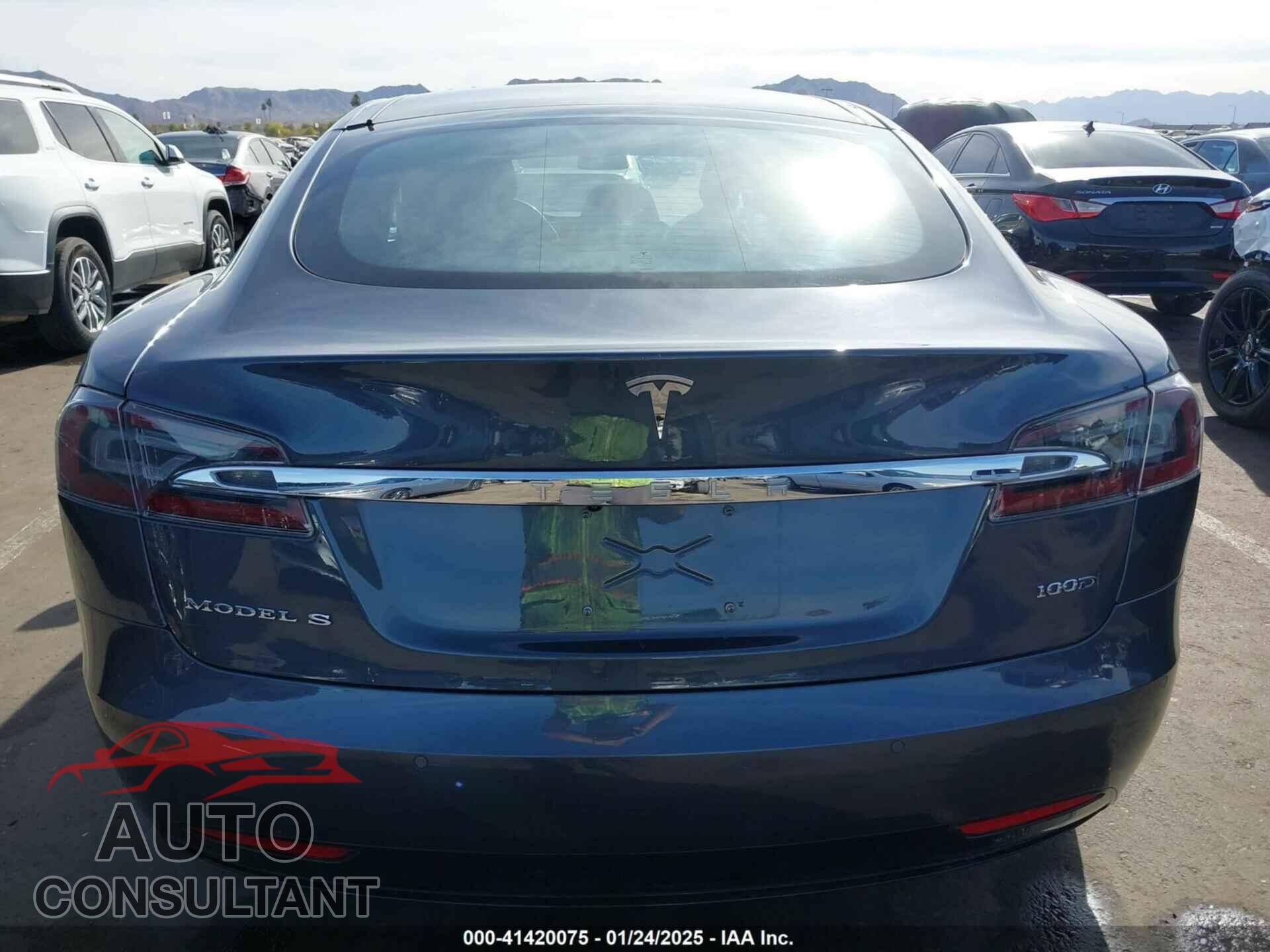 TESLA MODEL S 2017 - 5YJSA1E25HF204912