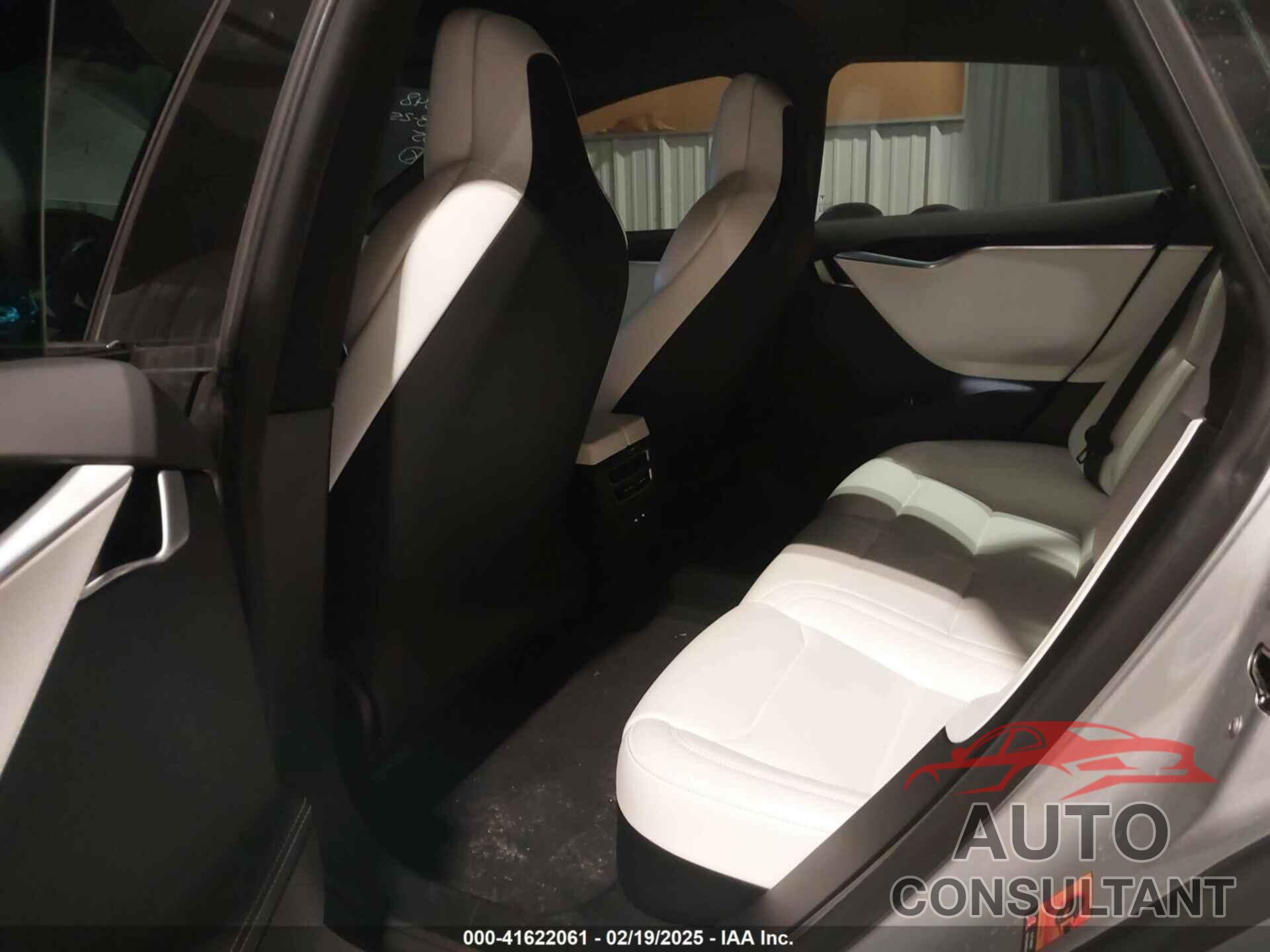 TESLA MODEL S 2018 - 5YJSA1E23JF244492