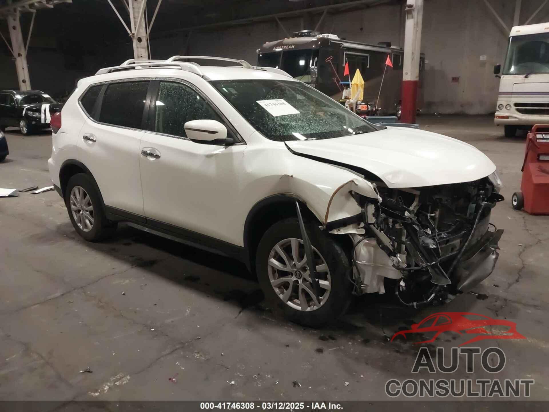 NISSAN ROGUE 2019 - KNMAT2MV1KP551576