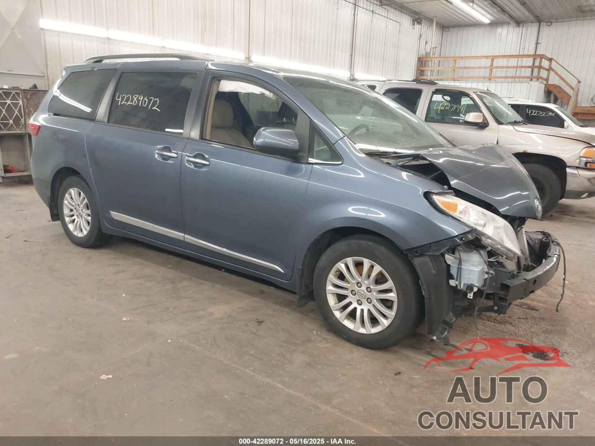 TOYOTA SIENNA 2016 - 5TDYK3DC3GS747411