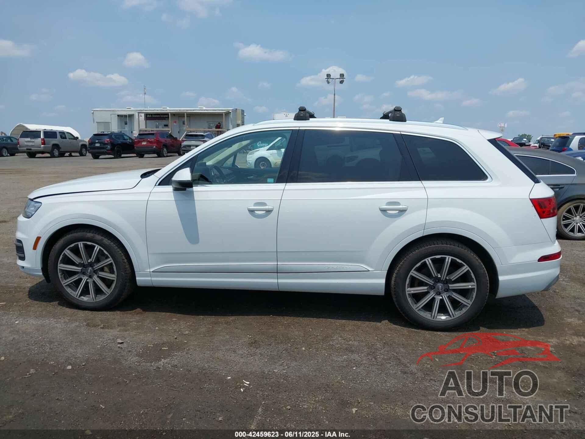 AUDI Q7 2017 - WA1VABF77HD030761