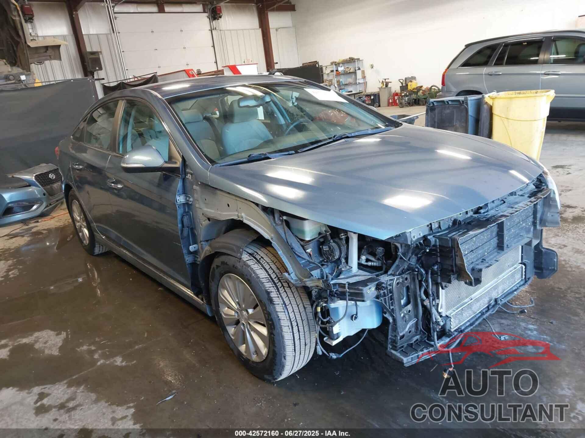 HYUNDAI SONATA HYBRID 2016 - KMHE24L11GA012430
