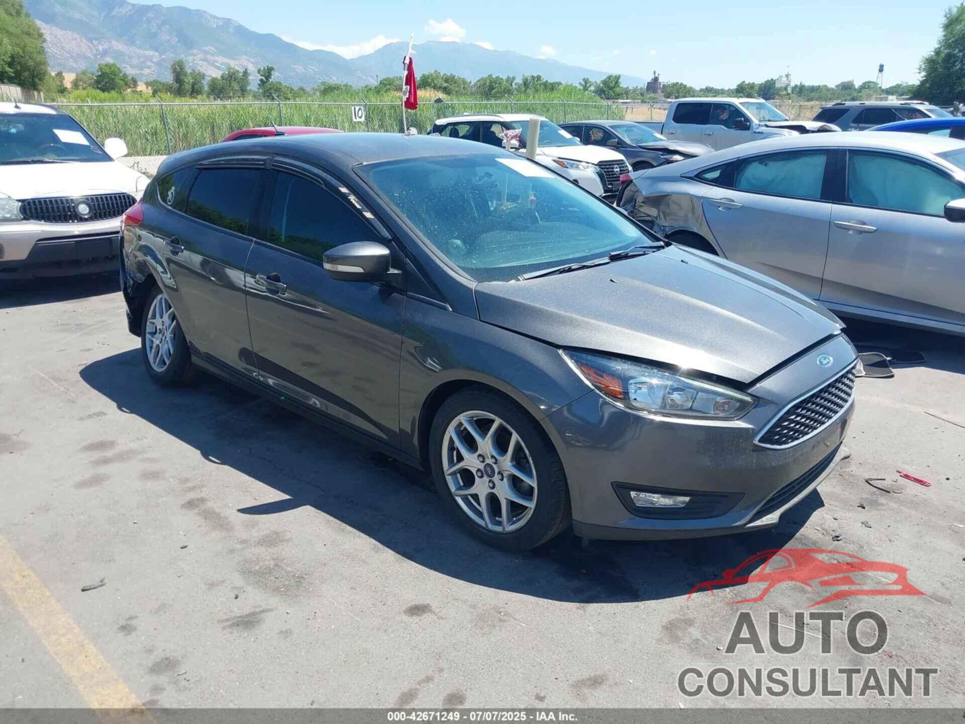 FORD FOCUS 2015 - 1FADP3K22FL334332