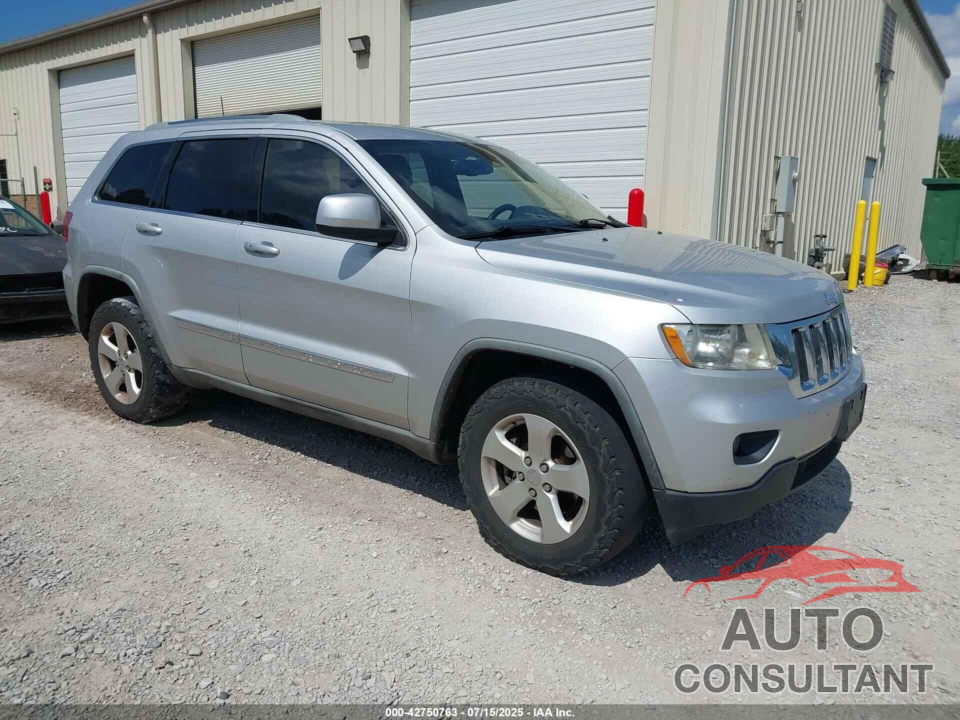 JEEP GRAND CHEROKEE 2011 - 1J4RR4GG2BC714893