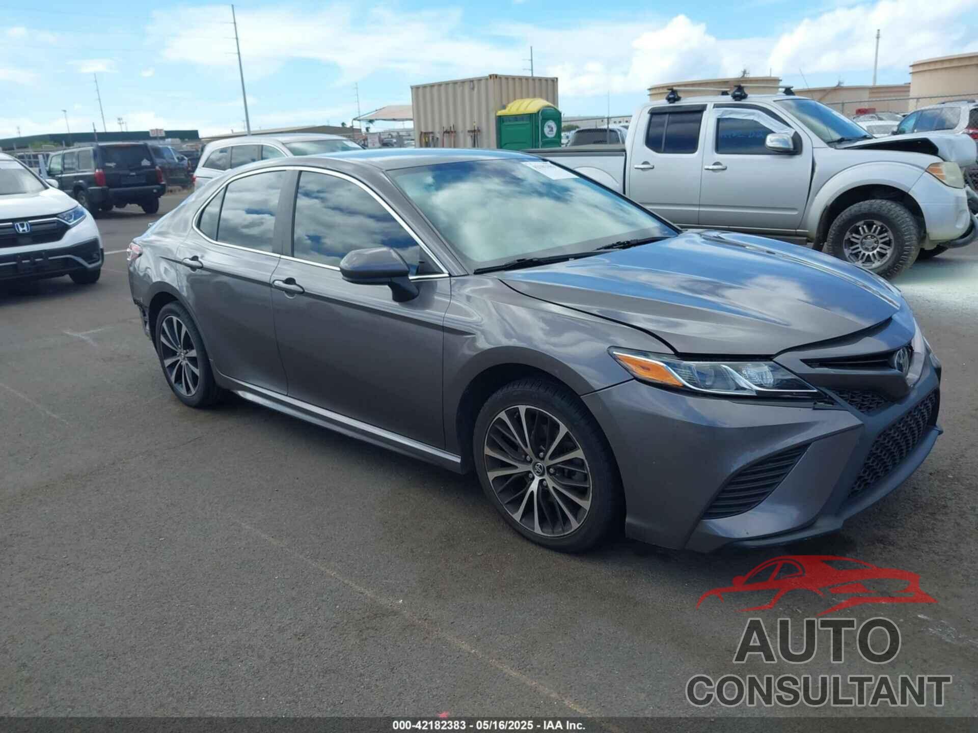 TOYOTA CAMRY 2019 - 4T1B11HK5KU165065