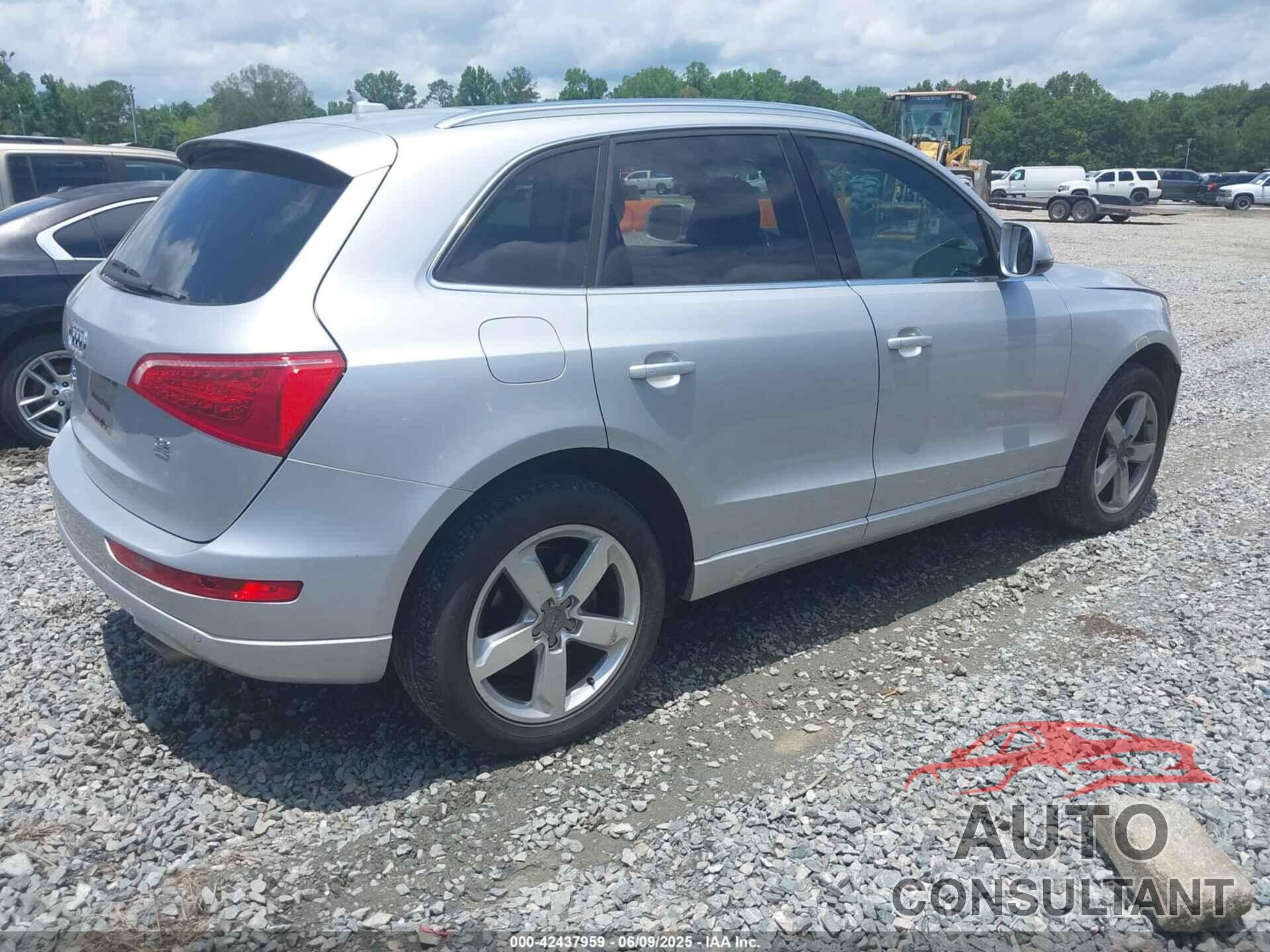 AUDI Q5 2010 - WA1LKAFPXAA086120